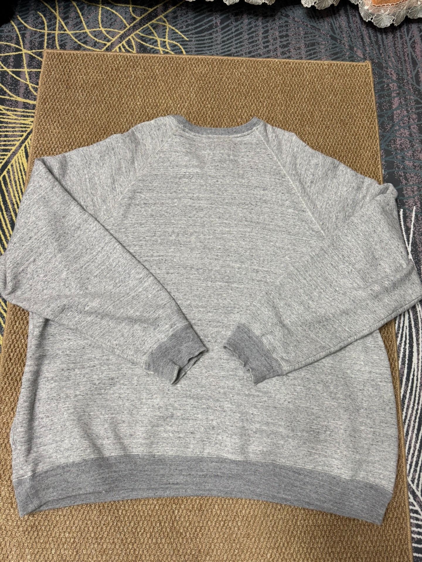 Madness MADNESS Aging Raglan Crew Sweat Size US XL / EU 56 / 4 - 8 Thumbnail