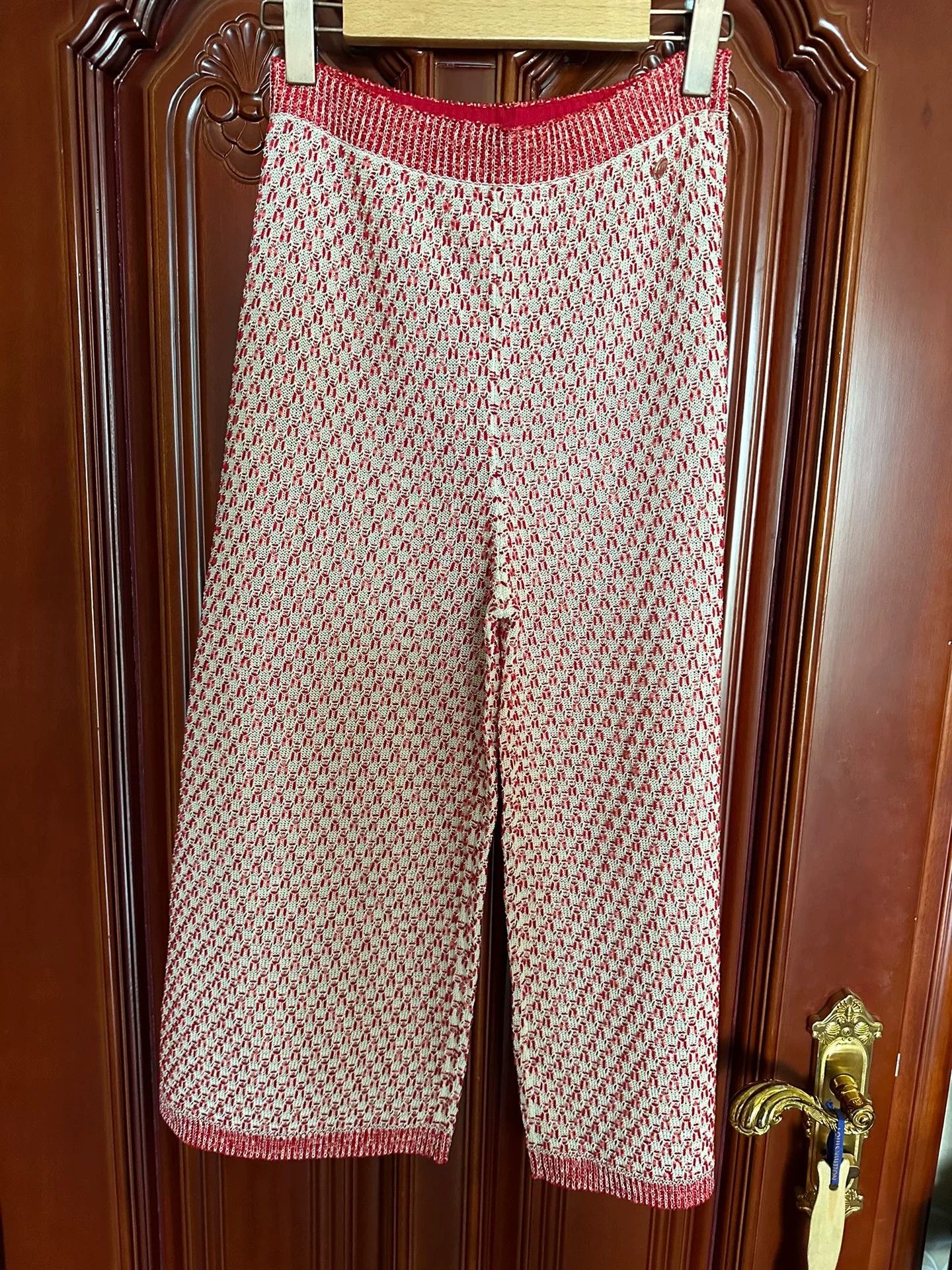 Chanel Chanel Red White Top Pants Set 36 Size XS / US 0-2 / IT 36-38 - 8 Thumbnail