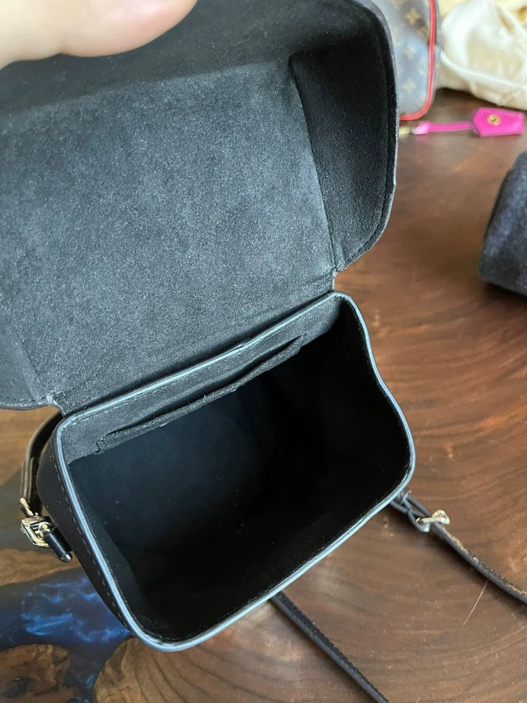Louis Vuitton LV Milk Box Limited Runway Soft Box Size ONE SIZE - 6 Thumbnail