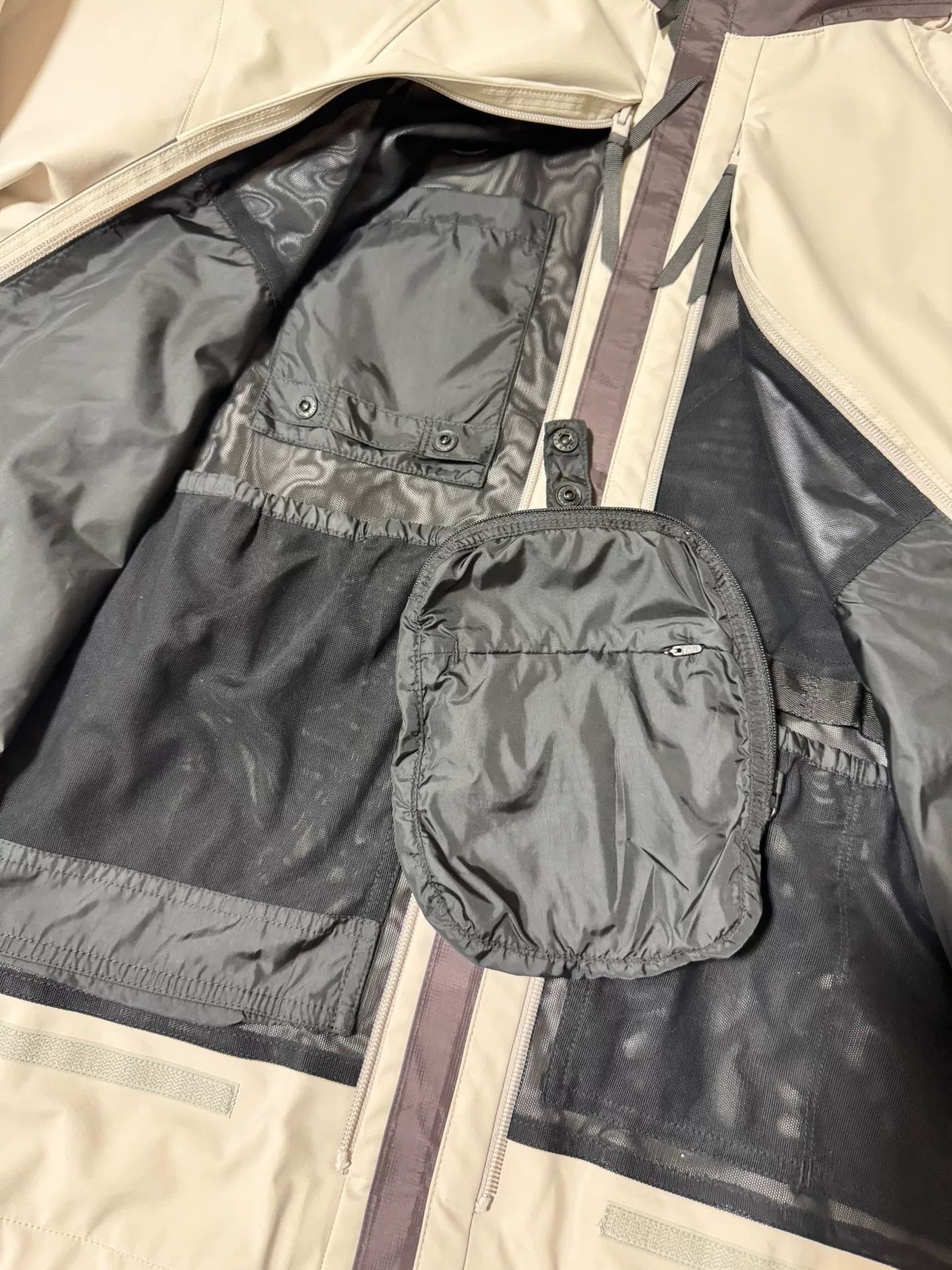 BEAUTY&YOUTH KOTI BeautyYouth PERTEX 3L Waterproof Jacket Size US M / EU 48-50 / 2 - 7 Thumbnail