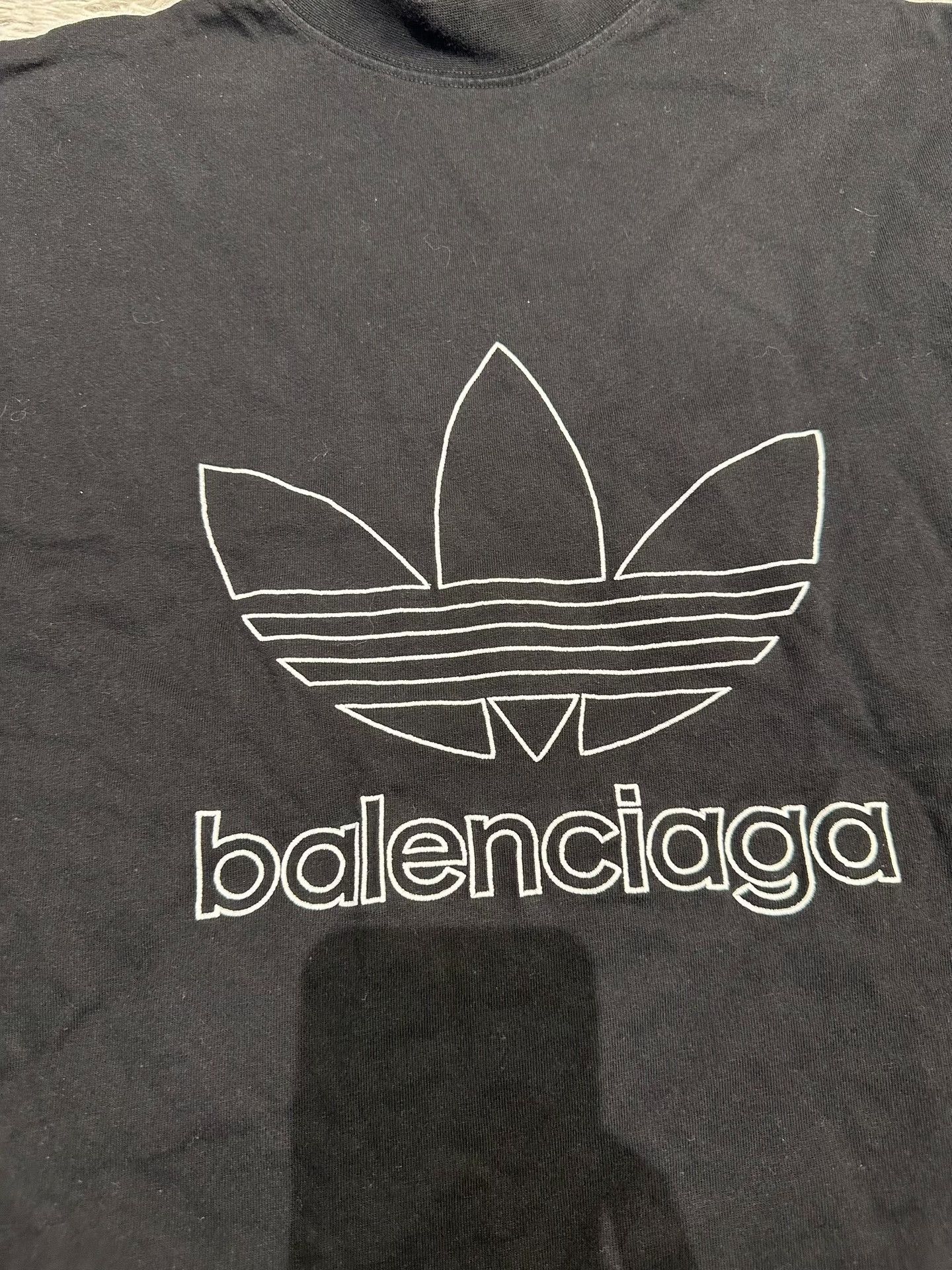 Balenciaga Balenciaga x Adidas Black Embroidered T-shirt Size US L / EU 52-54 / 3 - 3 Thumbnail