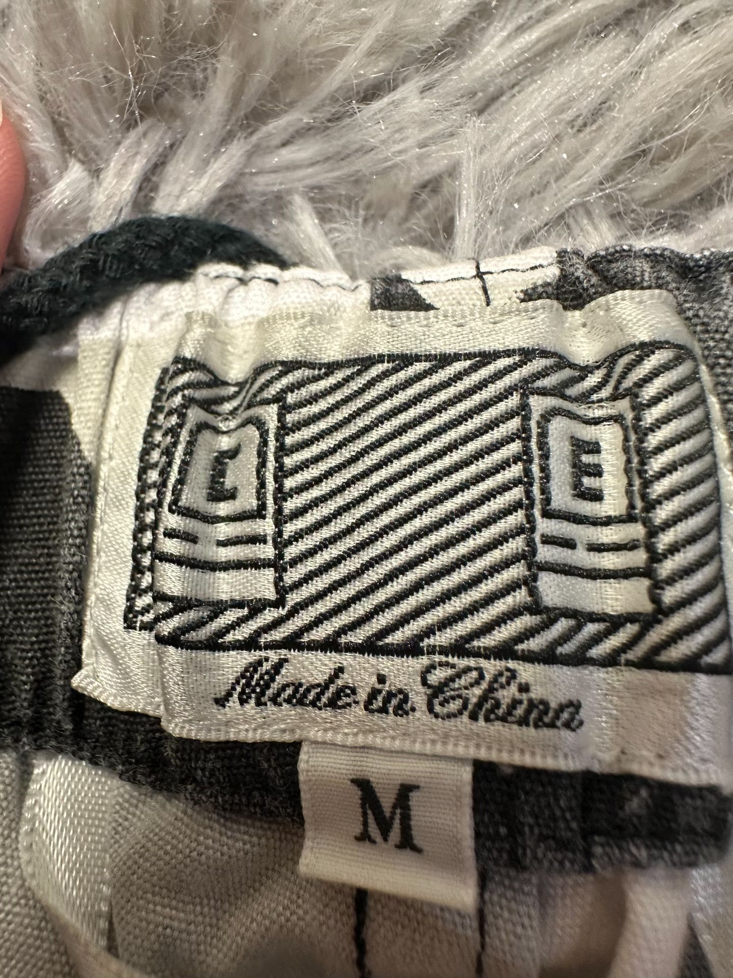 Cav Empt C.E/CAVEMPT Gesture Print Shorts Size US 30 / EU 46 - 3 Thumbnail