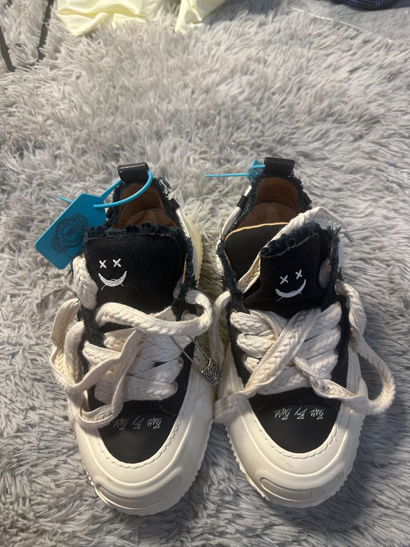 xVESSEL xVESSEL G.O.P. 2.0 MARSHMALLOW Lows Size US 6 / IT 36 - 2 Thumbnail