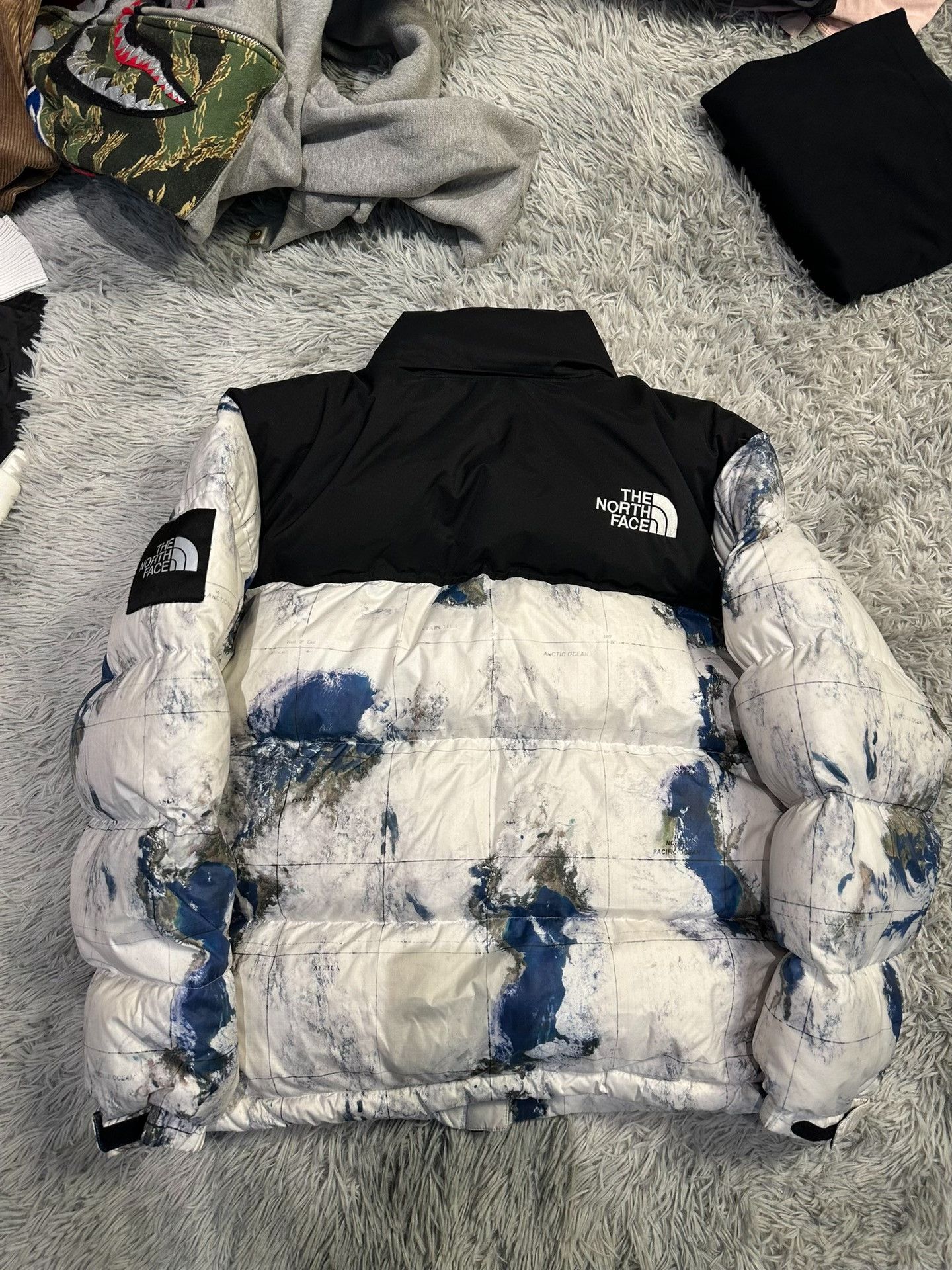 The North Face The North Face Logo Stand Collar Earth Print Size US S / EU 44-46 / 1 - 2 Thumbnail