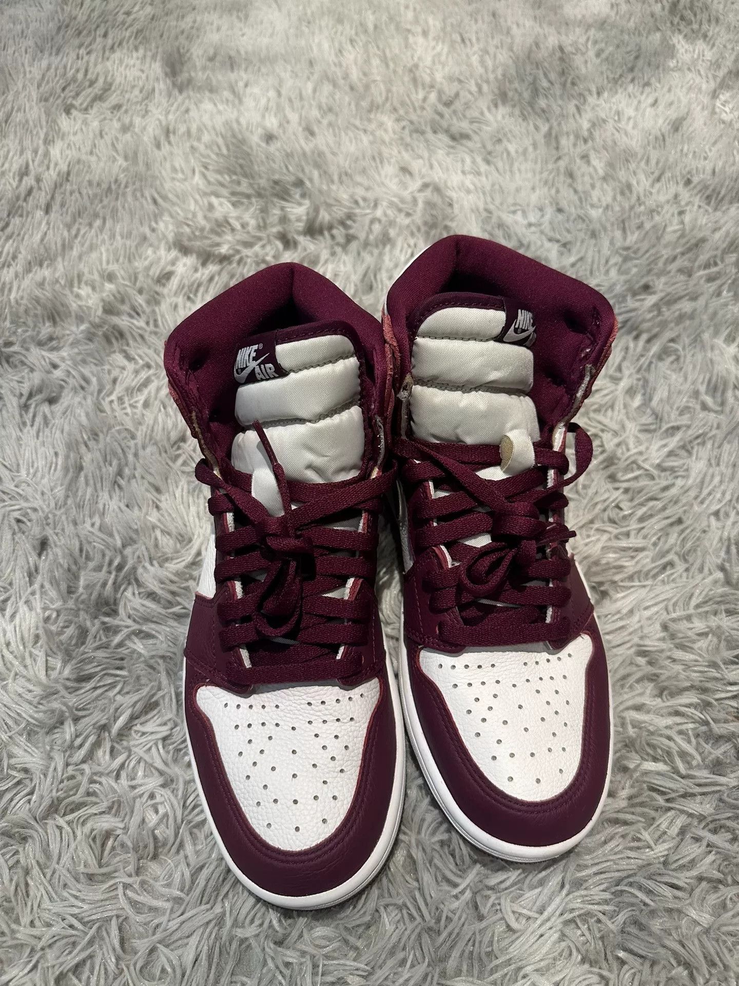 Jordan Brand Air Jordan 1 Bordeaux Red Size US 9 / EU 42 - 2 Thumbnail