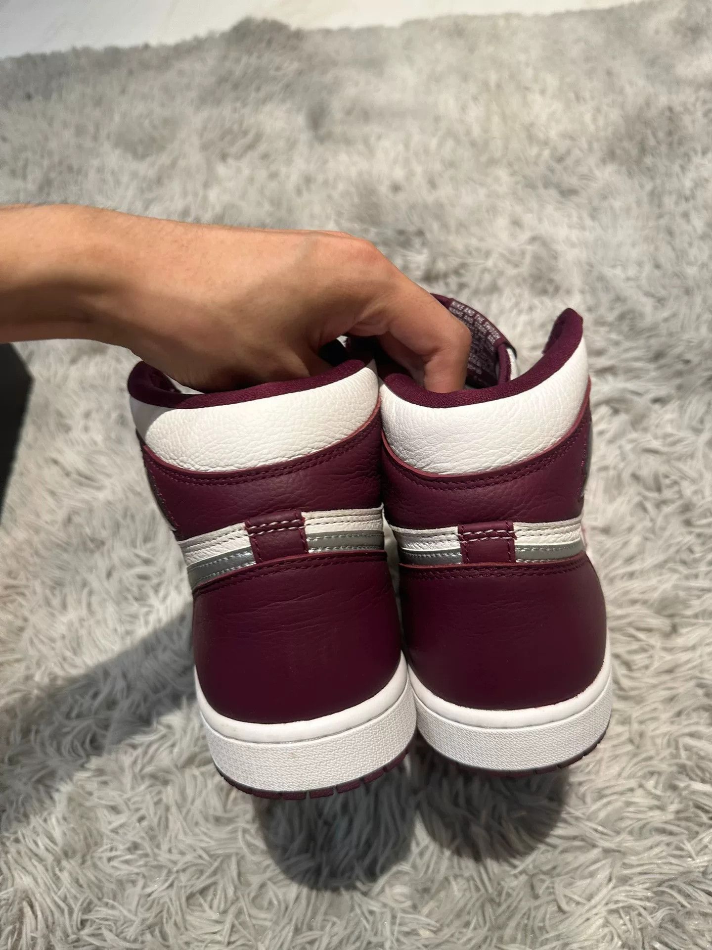Jordan Brand Air Jordan 1 Bordeaux Red Size US 9 / EU 42 - 4 Thumbnail
