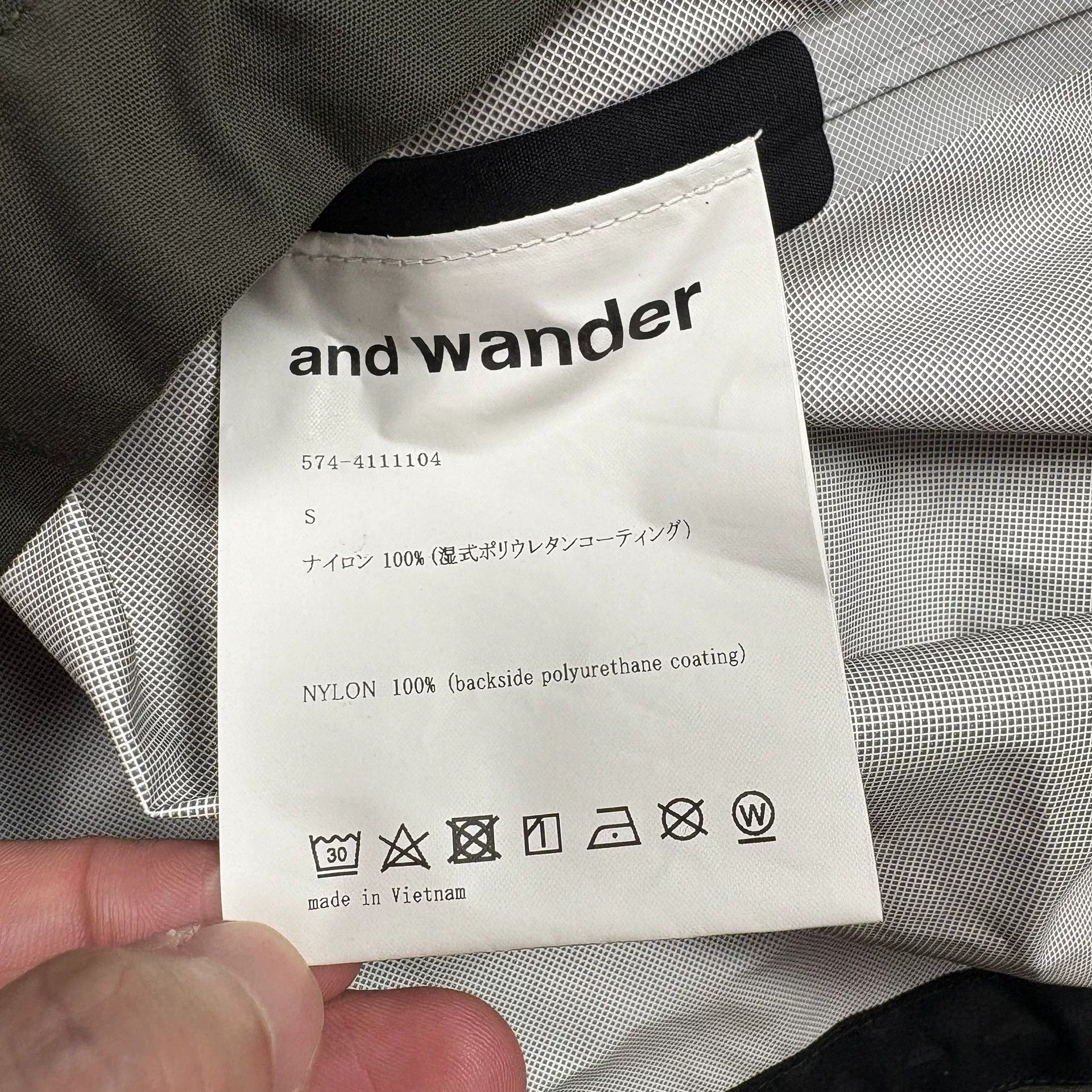 And Wander AND WANDER 24SS 2.5L HIKER RAIN JACKET Size US S / EU 44-46 / 1 - 5 Thumbnail