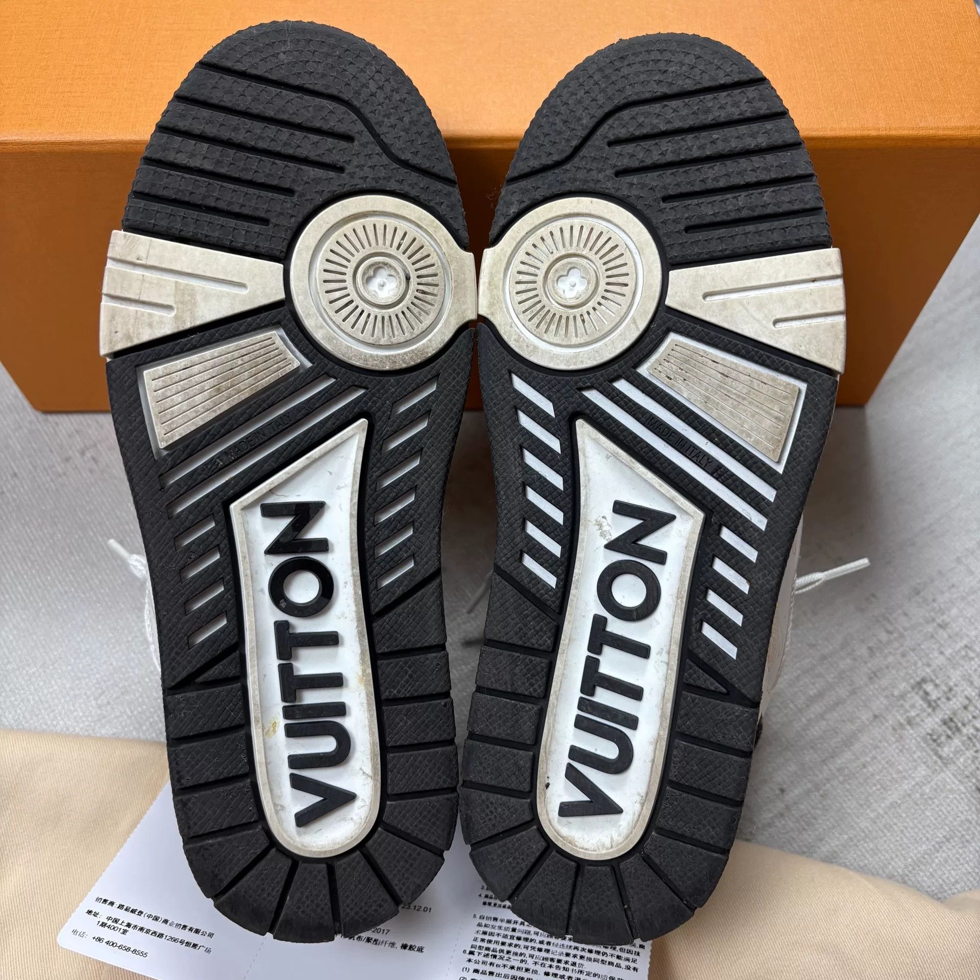 Louis Vuitton Louis Vuitton LV Trainer Women's Mid-Top Sneakers Size US 4.5 / IT 34.5 - 7 Thumbnail