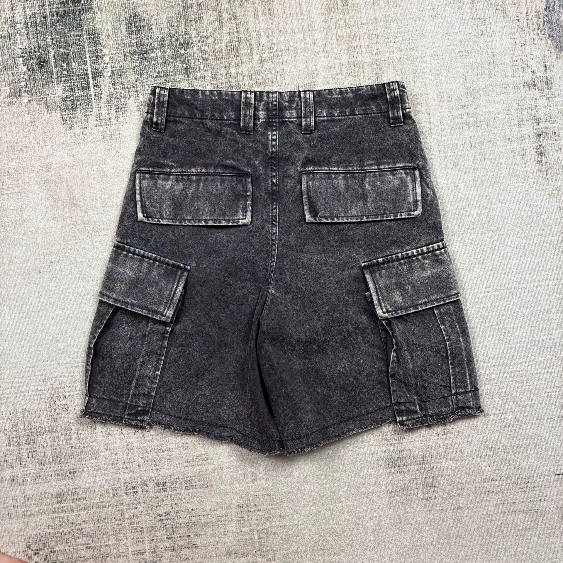 Maison MIHARA YASUHIRO Maison Mihara Yasuhiro SS25 Utility Shorts Size 36" / US 14 / IT 50 - 6 Thumbnail
