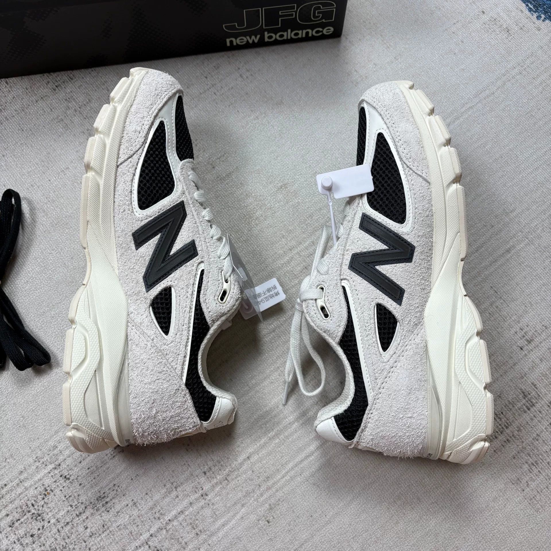 Joe Freshgoods Joe Freshgoods New Balance 990V4 Size US 7.5 / EU 40-41 - 4 Thumbnail