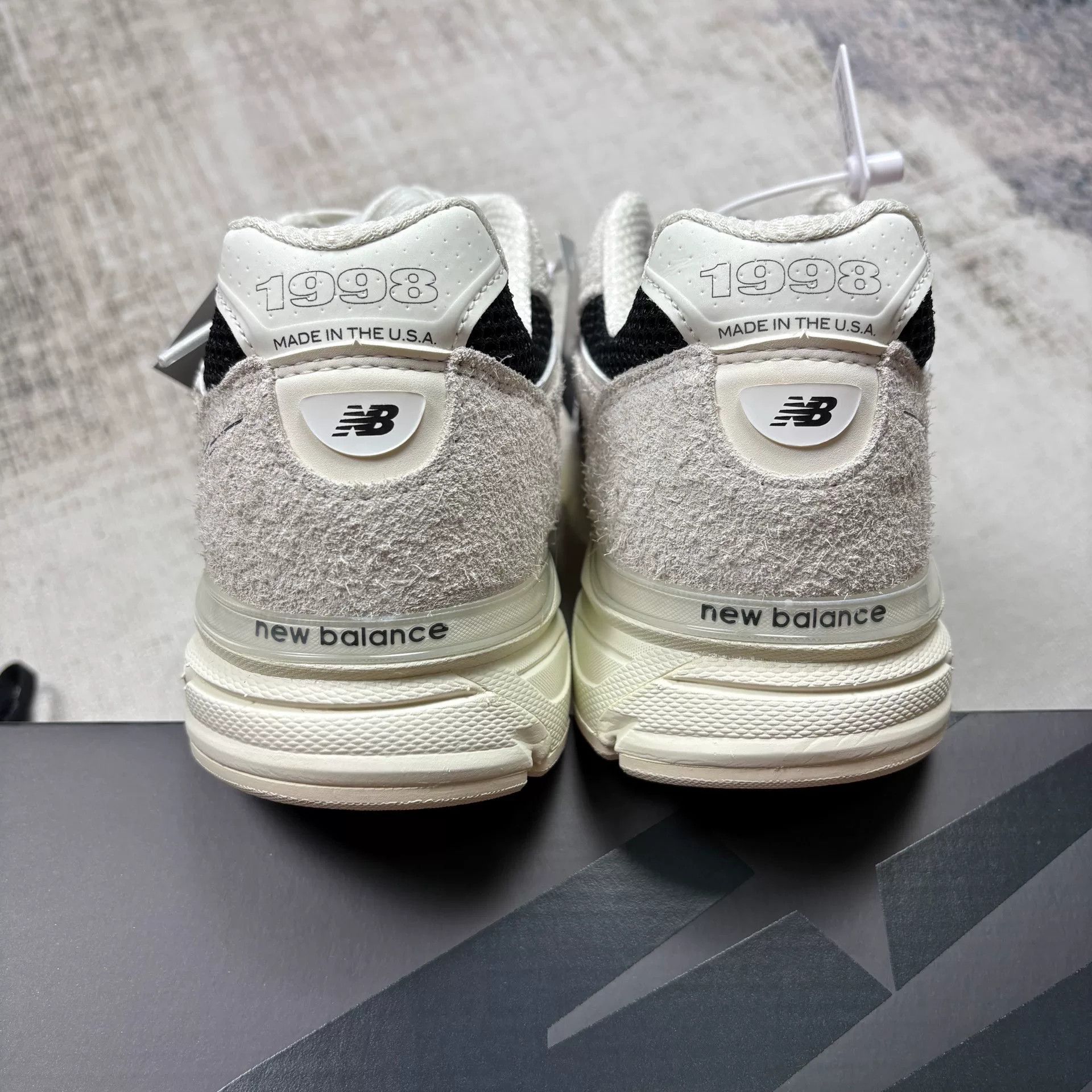 Joe Freshgoods Joe Freshgoods New Balance 990V4 Size US 7.5 / EU 40-41 - 6 Thumbnail