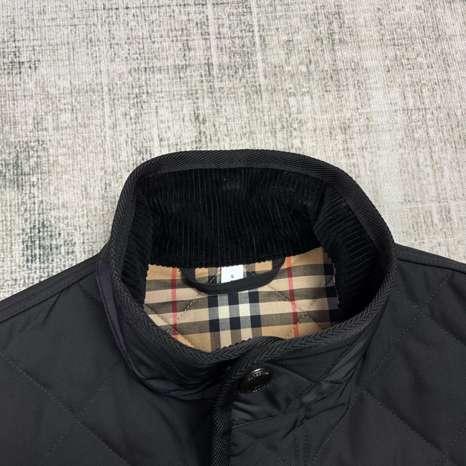 Burberry Burberry Padded Check Vest Size US S / EU 44-46 / 1 - 2 Thumbnail