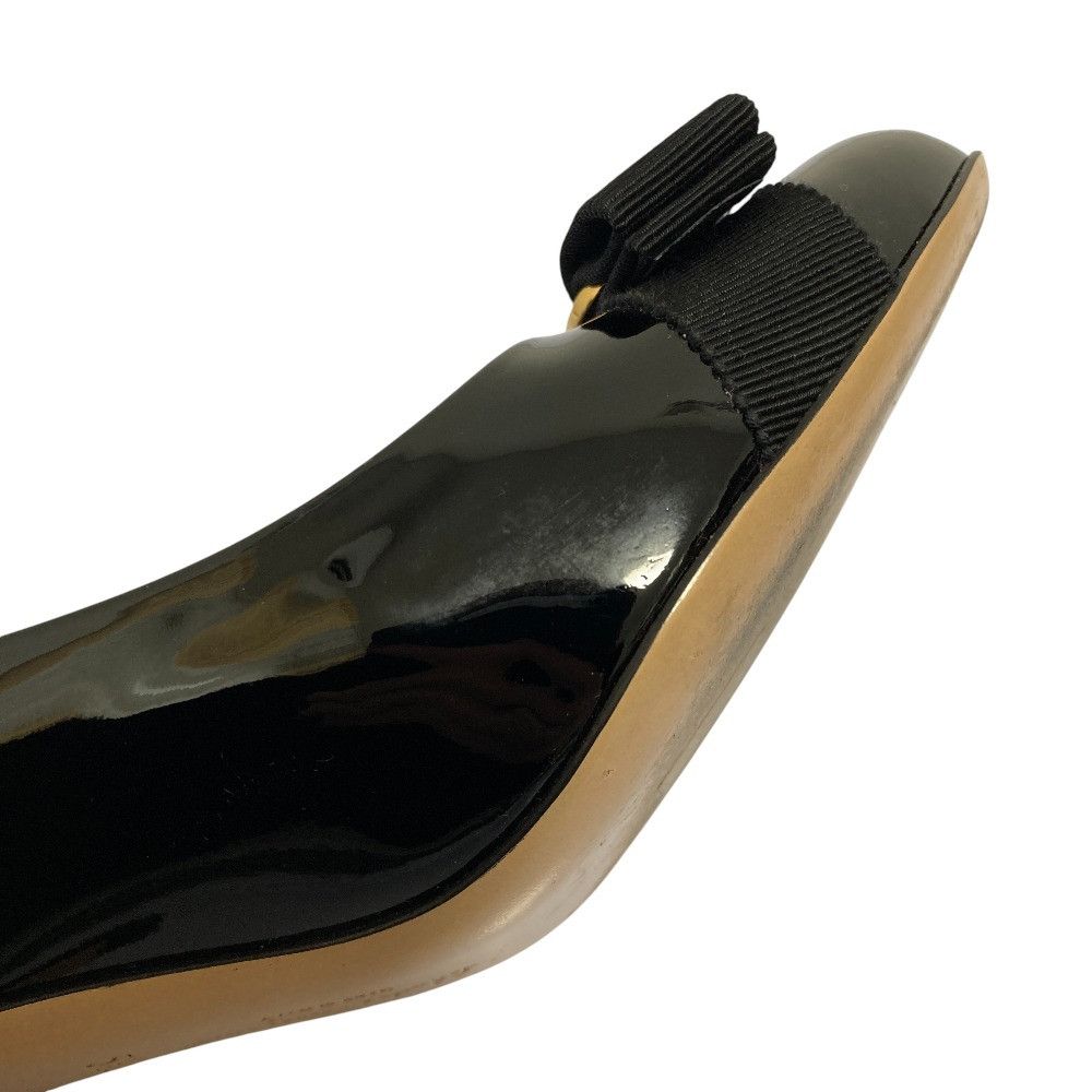 Salvatore Ferragamo Salvatore Ferragamo Salvatore Ferragamo Vara Ribbon Patent Pumps Leather Shoes DUTY FREE for USA Size ONE SIZE - 12 Thumbnail