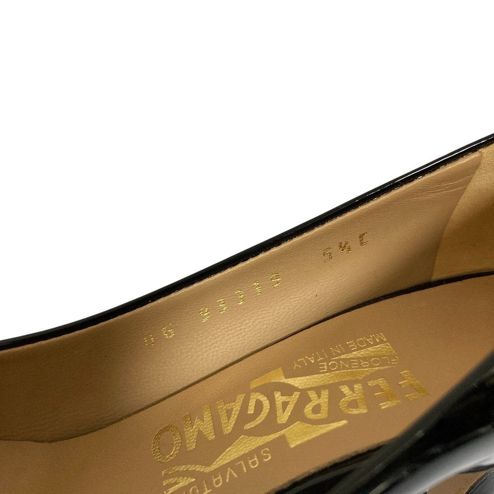 Salvatore Ferragamo Salvatore Ferragamo Salvatore Ferragamo Vara Ribbon Patent Pumps Leather Shoes DUTY FREE for USA Size ONE SIZE - 8 Thumbnail
