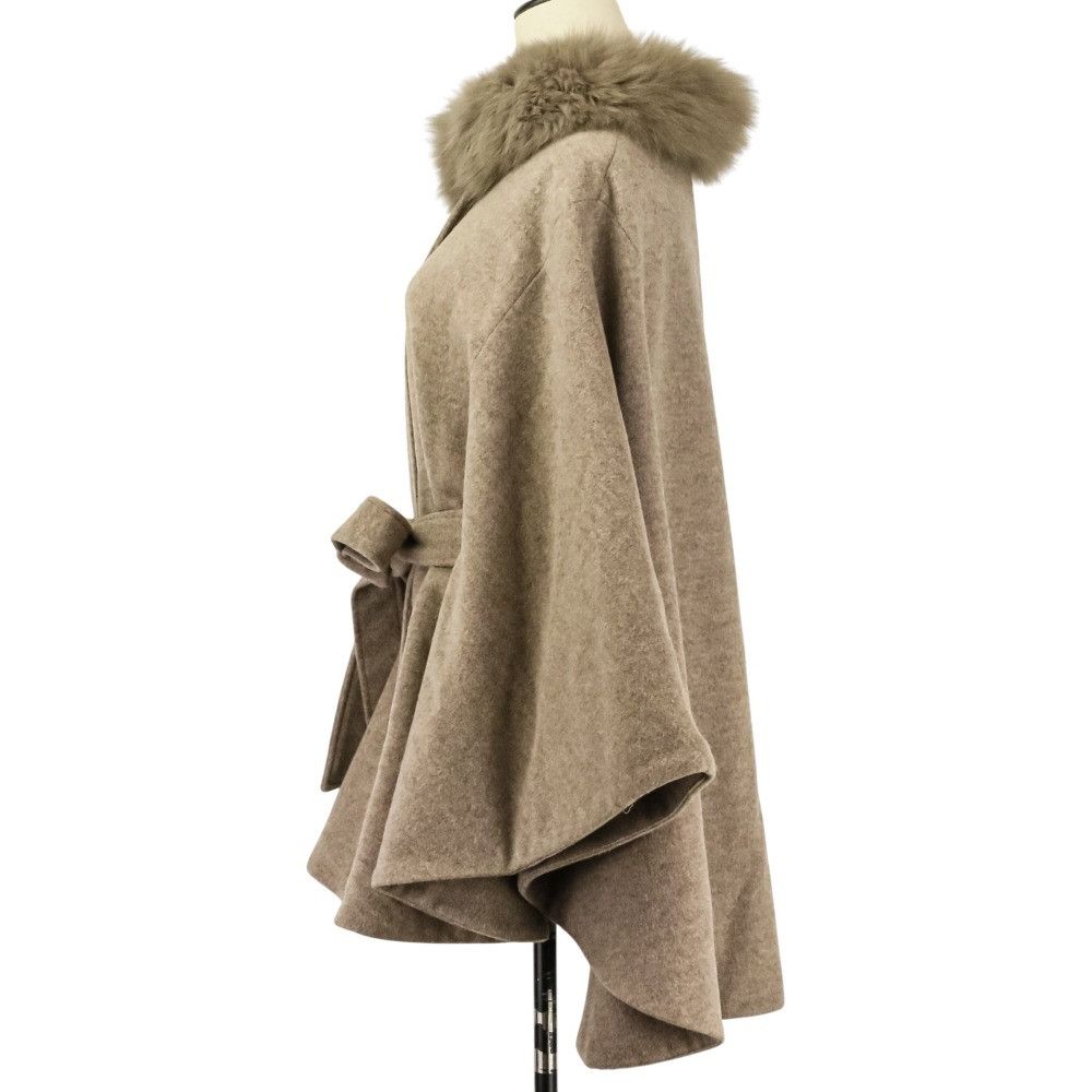 Other Other La MODE Fox Fur Wool Poncho Coat Textile Outerwear DUTY FREE for USA Size ONE SIZE - 4 Thumbnail