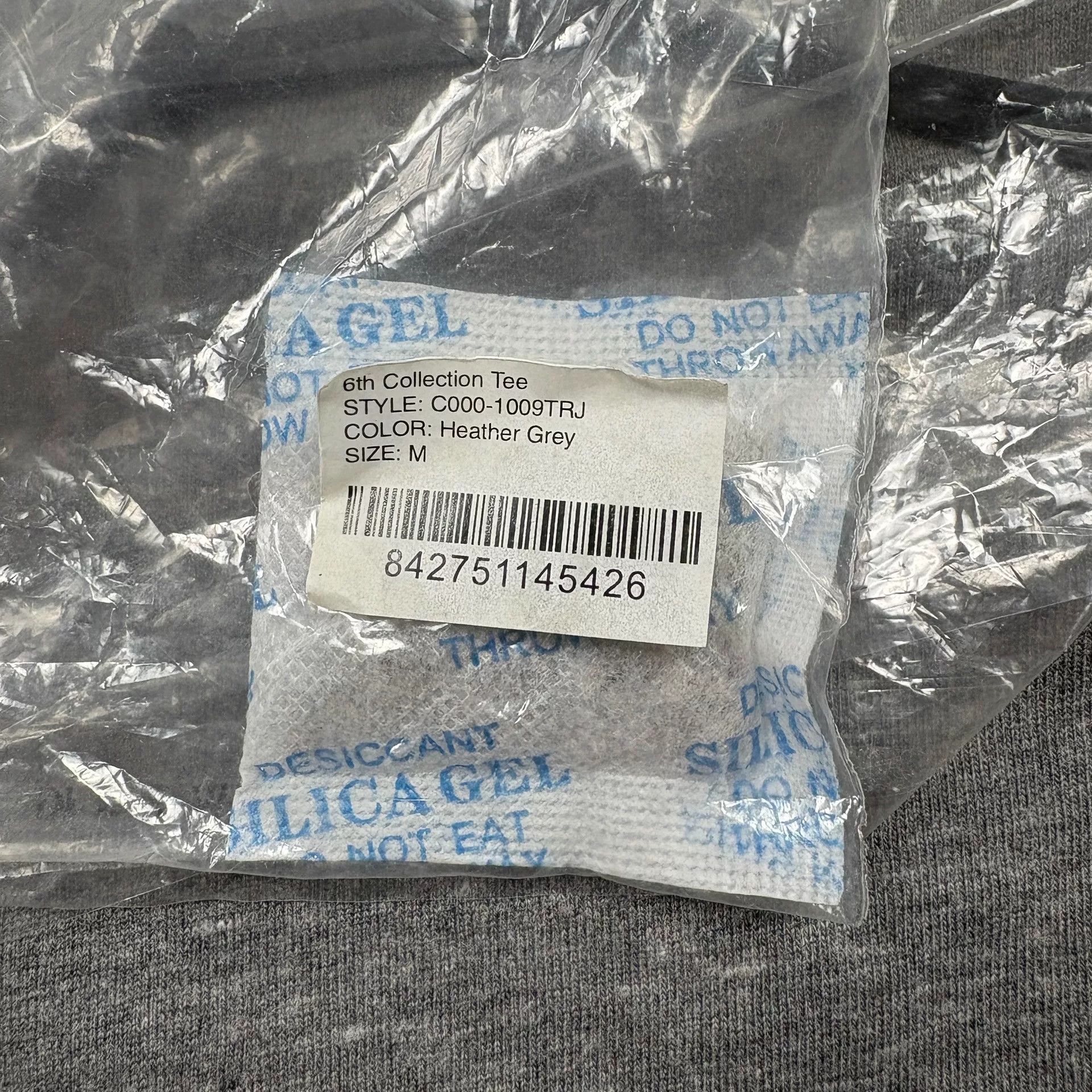 Fear of God Fear of God Fog 6th Patch Main Line Tee Size US M / EU 48-50 / 2 - 9 Thumbnail