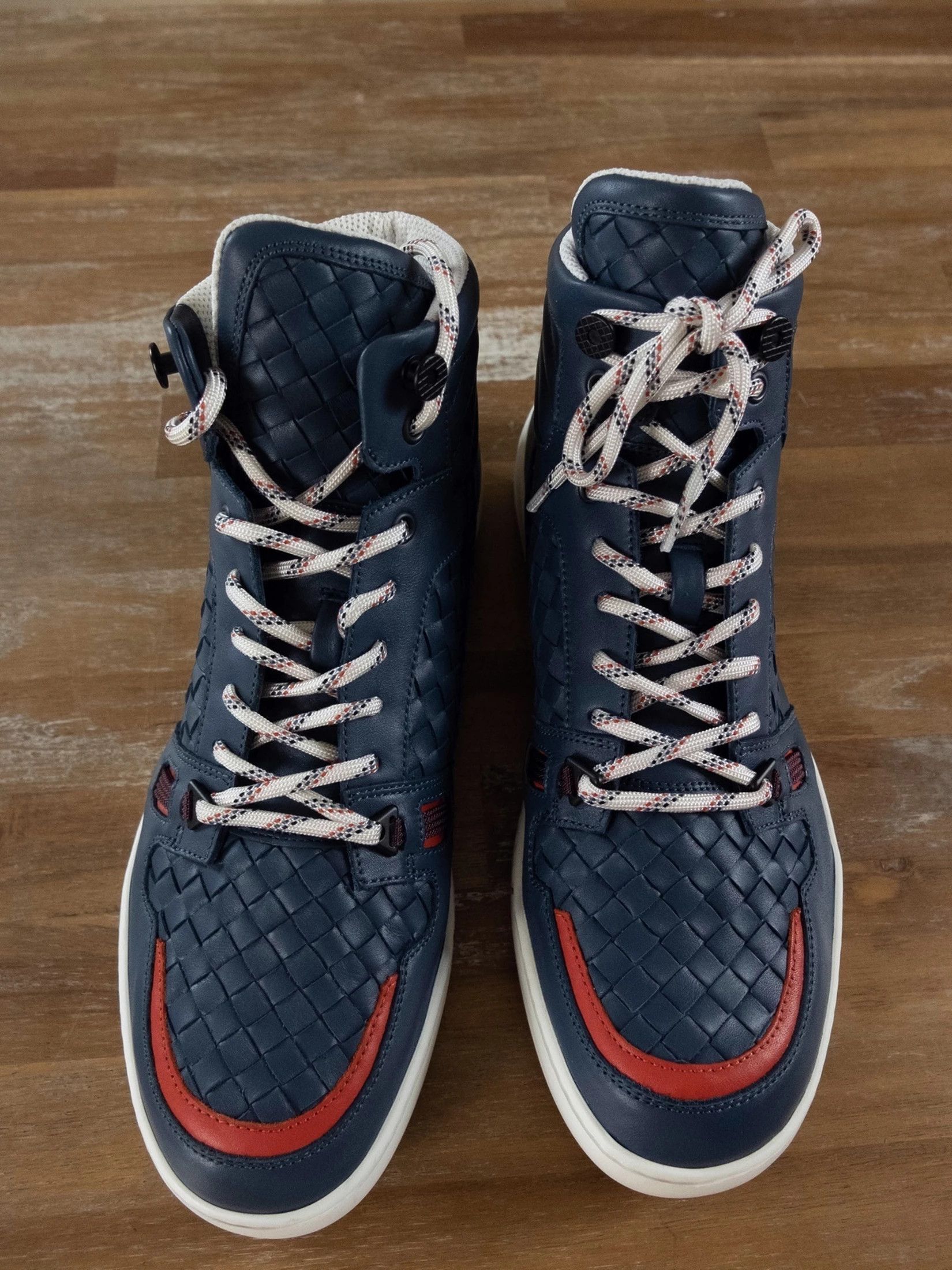 Bottega Veneta High Top Sneaker DS New