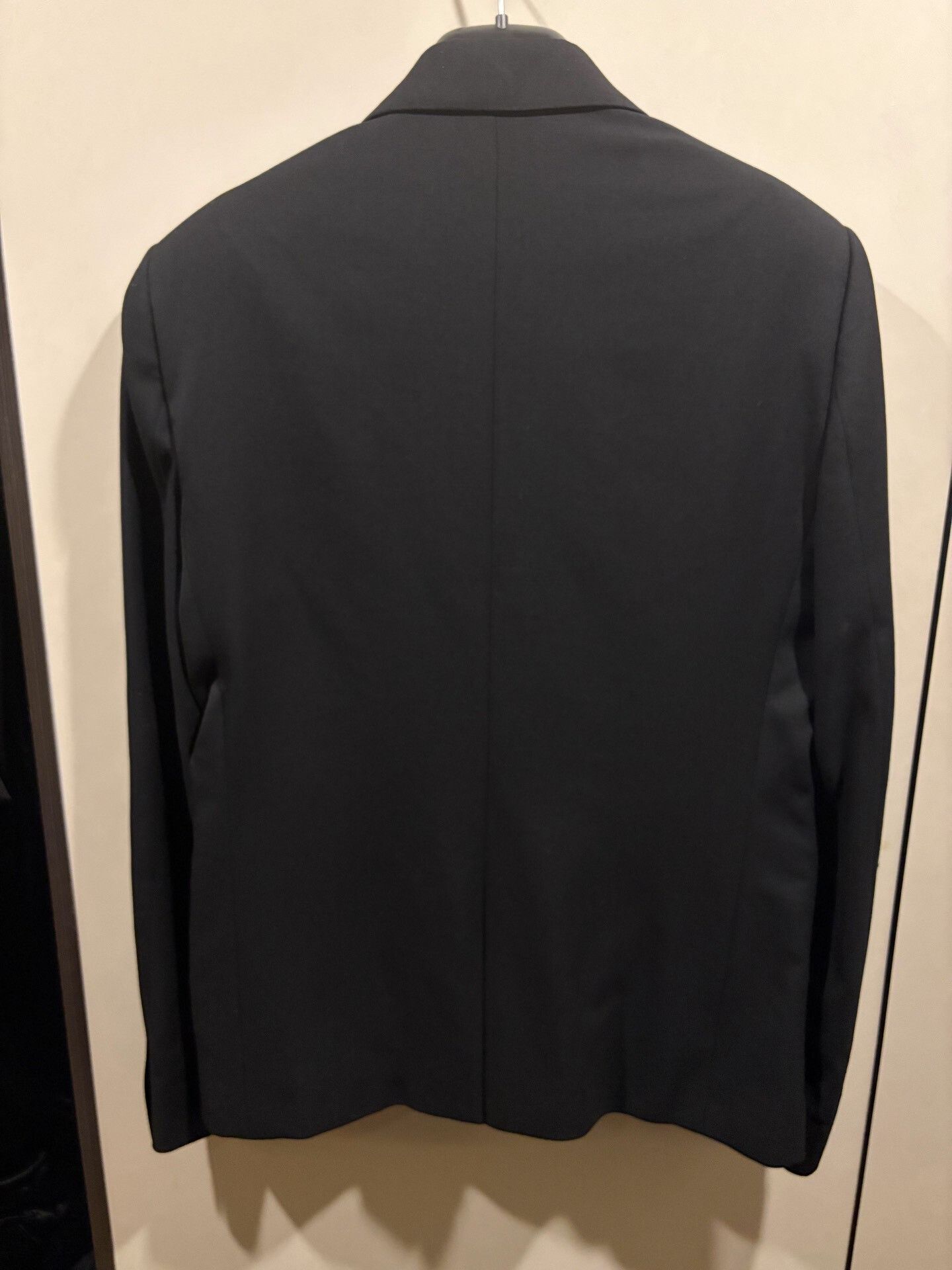 Yves Saint Laurent Saint Laurent Classic Smoking Jacket for Men Size US M / EU 48-50 / 2 - 2 Thumbnail