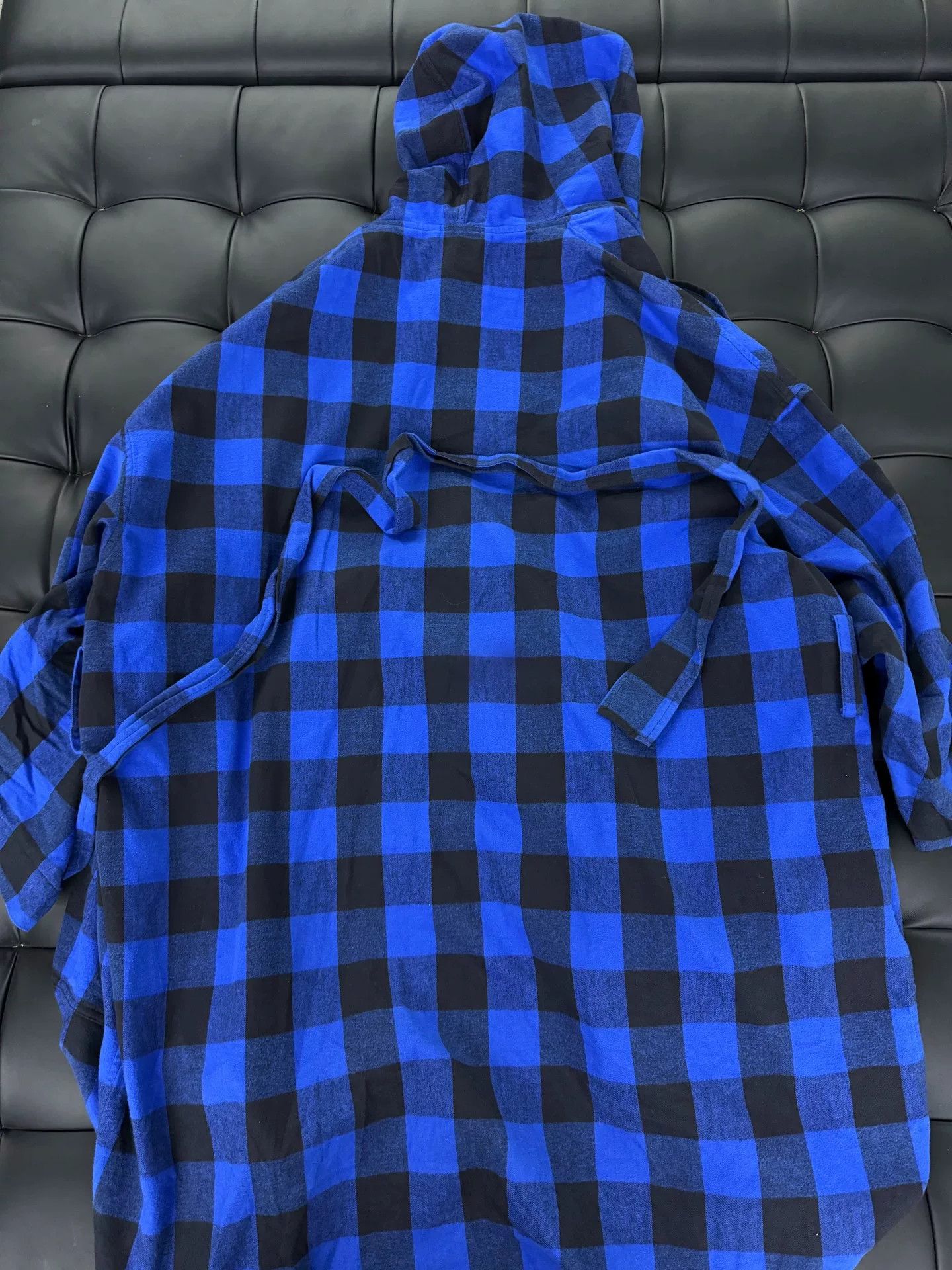 Vetements Vetements 18SS Bathrobe in Blue Size US M / EU 48-50 / 2 - 2 Thumbnail