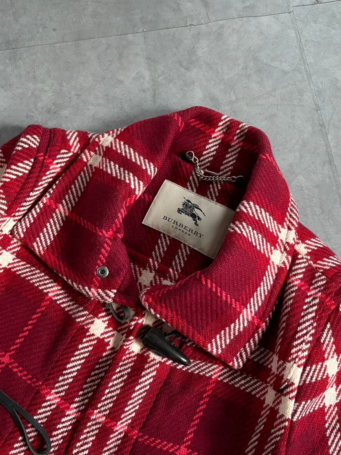 Burberry Burberry Vintage Bordeaux Check Wool Coat Size M / US 6-8 / IT 42-44 - 4 Thumbnail
