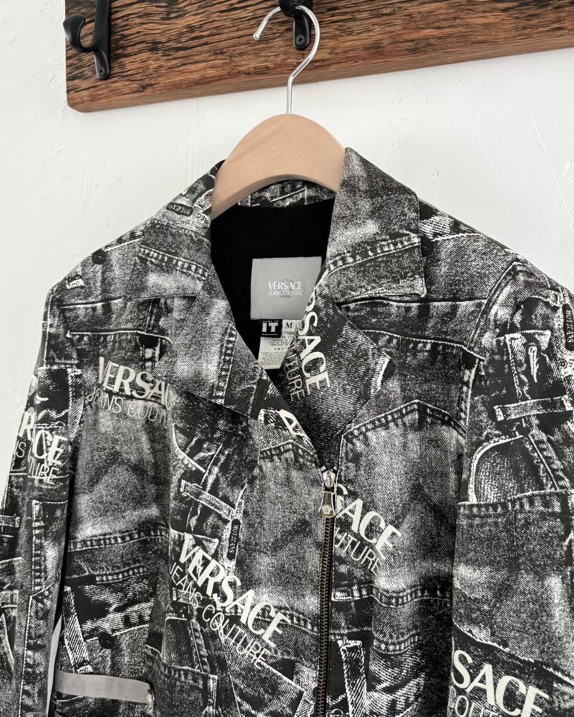 Versace Versace Vintage Memphis Jacket Size M / US 6-8 / IT 42-44 - 2 Thumbnail