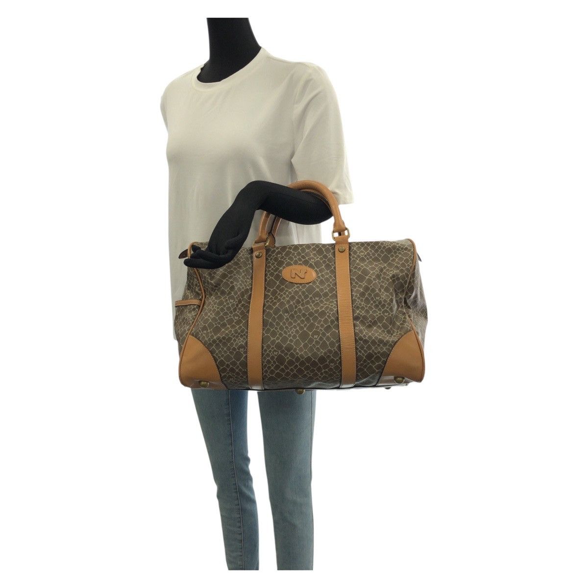 Other Other Nina Ricci PVC Leather Boston Bag Plastic / Synthetic Handbag DUTY FREE for USA Size ONE SIZE - 7 Thumbnail