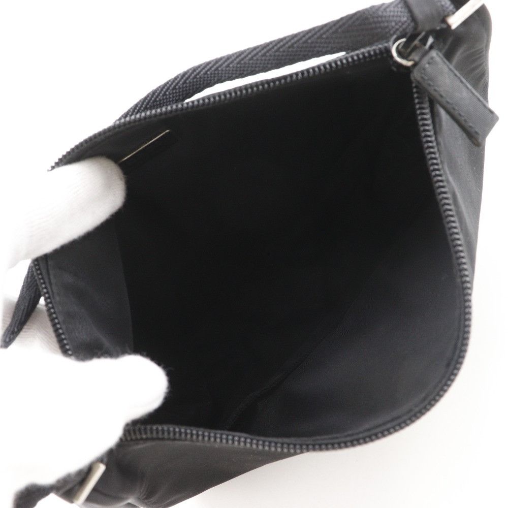 Prada Prada Prada Nylon Pouch Textile Handbag DUTY FREE for USA Size ONE SIZE - 6 Thumbnail