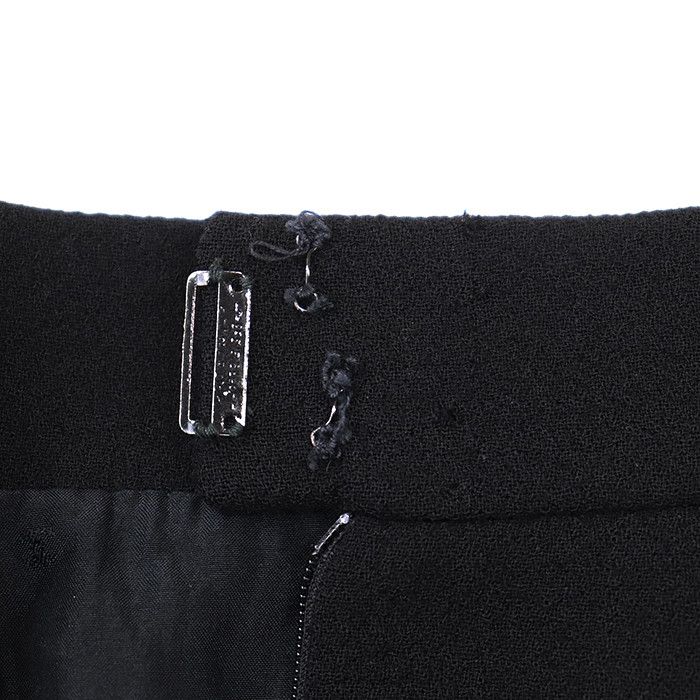 Chanel Chanel Chanel Boutique Tweed Skirt Textile Skirts DUTY FREE for USA Size ONE SIZE - 8 Thumbnail