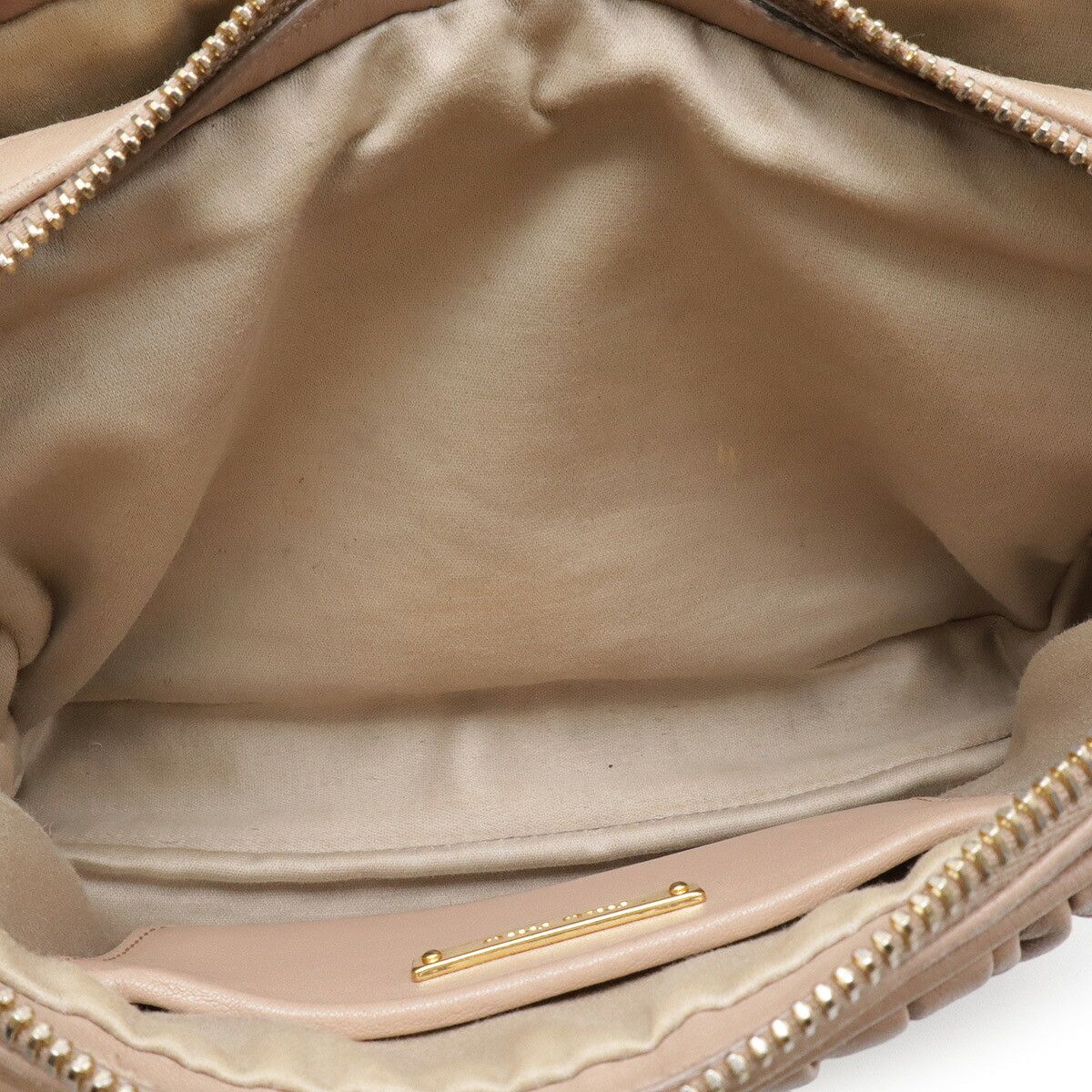 Miu Miu Miu Miu Miu Miu Matelassé Leather 2way Shoulder Bag Leather Shoulder Bag 5BH539 DUTY FREE for USA Size ONE SIZE - 8 Thumbnail