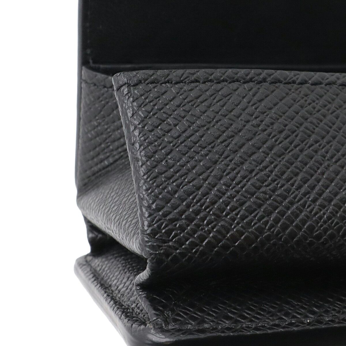 Louis Vuitton Louis Vuitton Louis Vuitton Taiga Coin Purse Leather Coin Case M30598 DUTY FREE for USA Size ONE SIZE - 6 Thumbnail