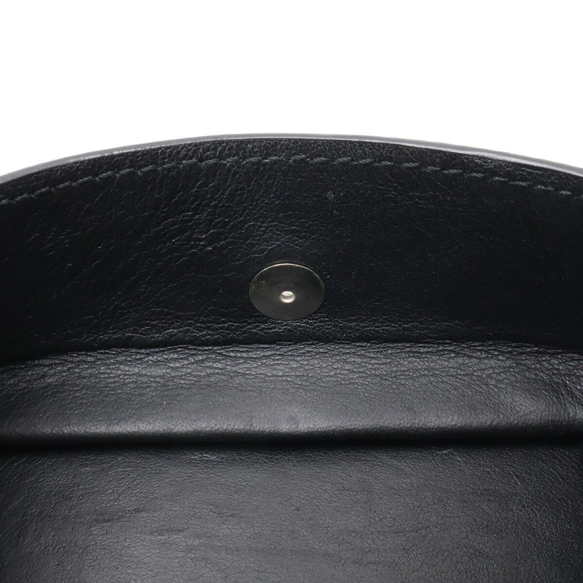 Louis Vuitton Louis Vuitton Louis Vuitton Taiga Coin Purse Leather Coin Case M30598 DUTY FREE for USA Size ONE SIZE - 5 Thumbnail