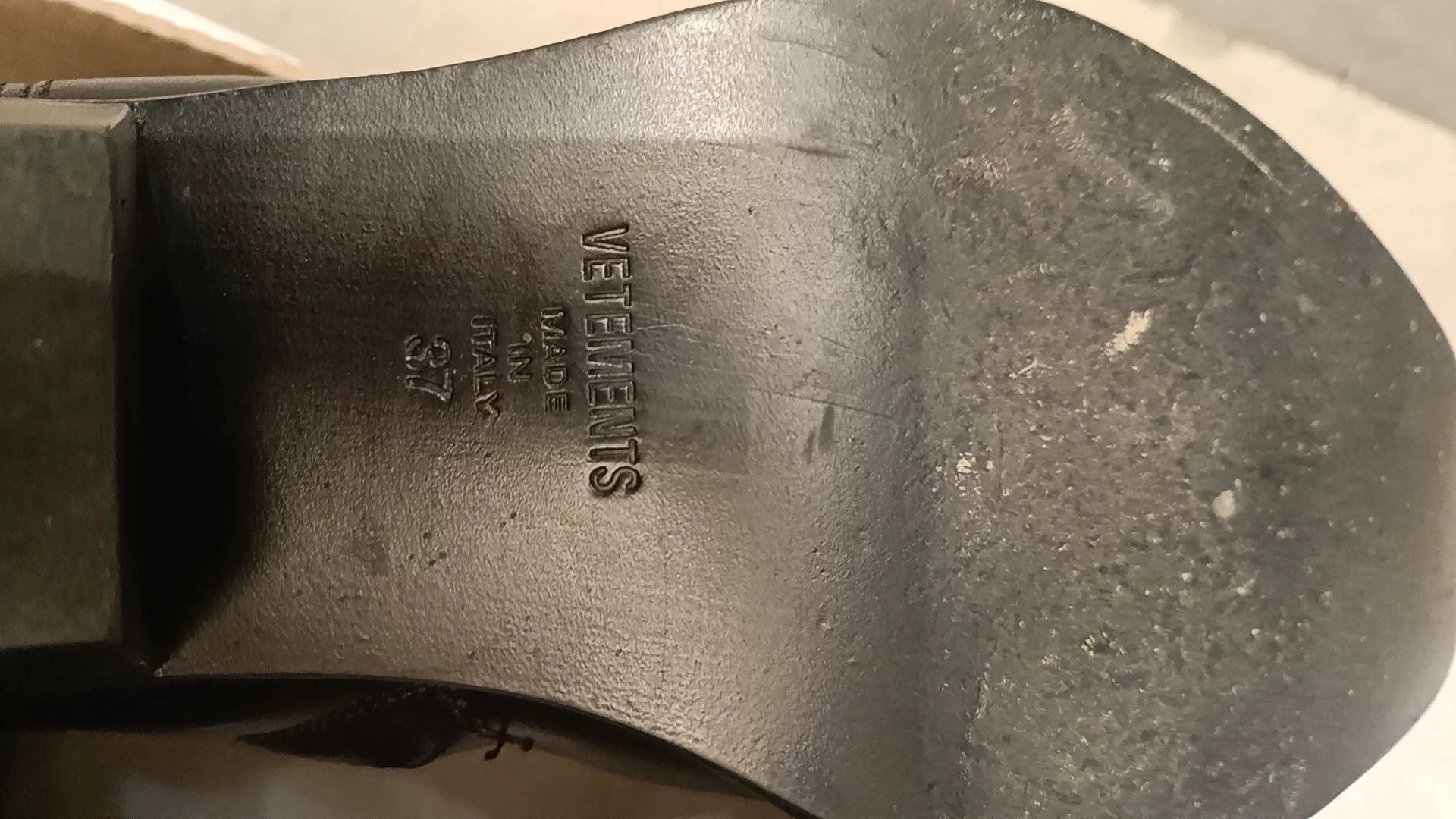 Vetements SS17 Vetements Ring Chelsea Boots Size US 6 / IT 36 - 7 Thumbnail