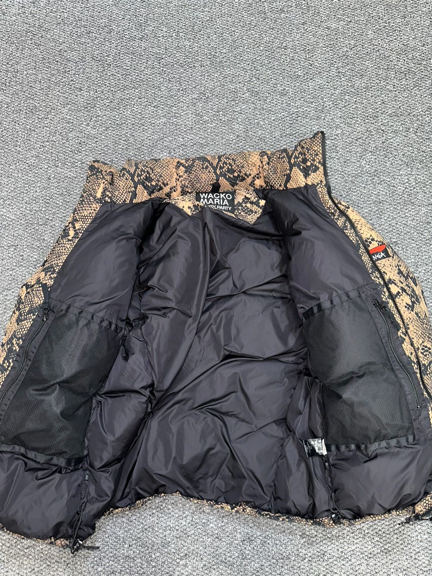 Wacko Maria Wacko Maria x Nanga Snake Print Down Jacket Size US XL / EU 56 / 4 - 3 Thumbnail