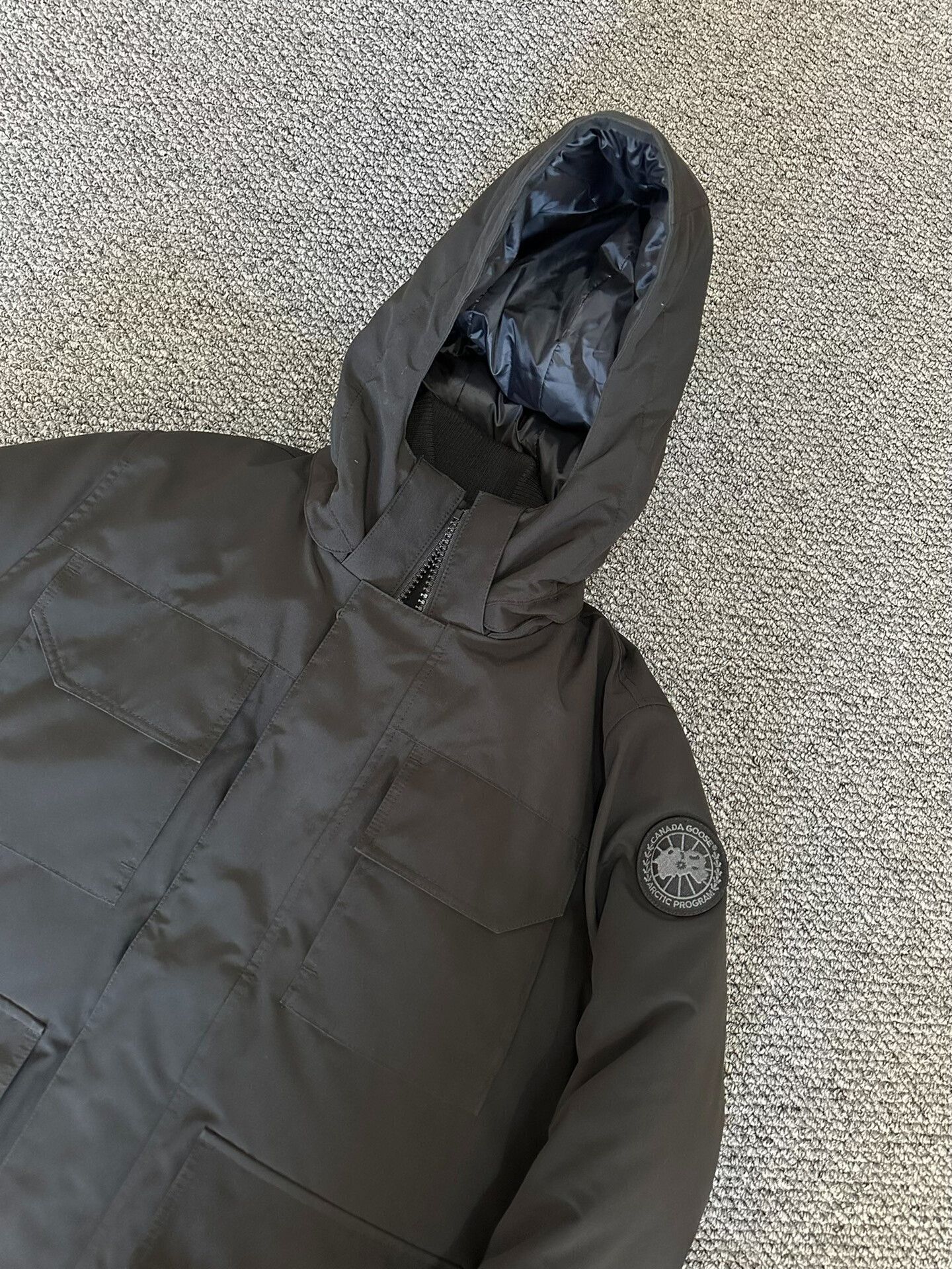 Canada Goose Canada Goose Black Down Jacket L Size US L / EU 52-54 / 3 - 2 Thumbnail