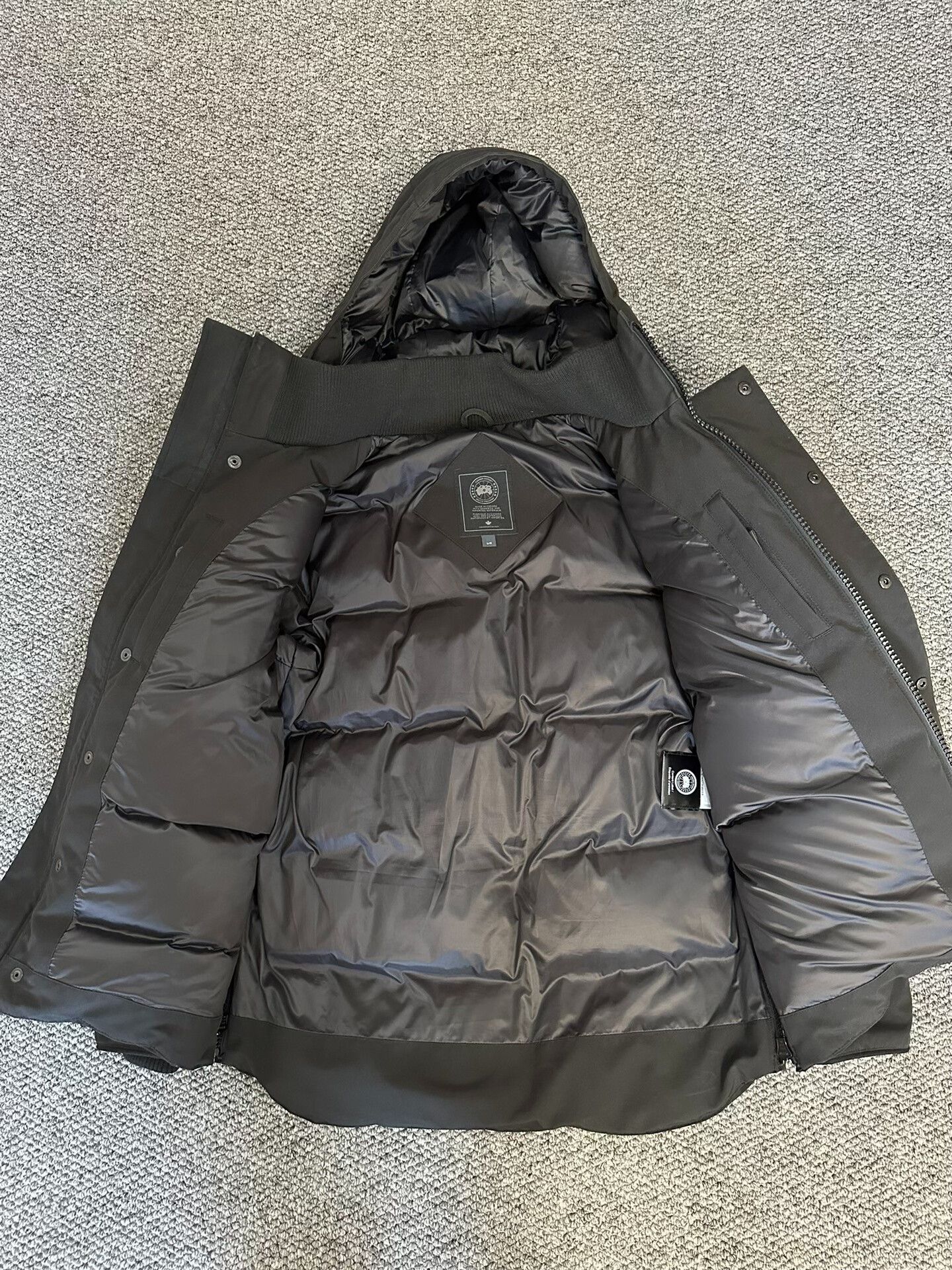 Canada Goose Canada Goose Black Down Jacket L Size US L / EU 52-54 / 3 - 3 Thumbnail