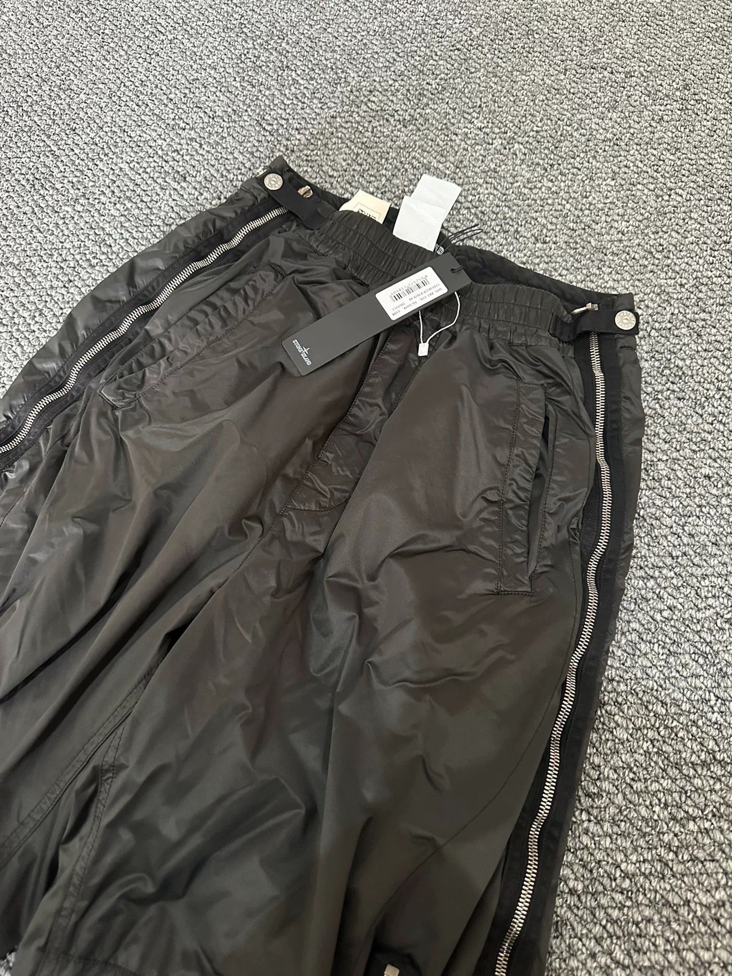 Stone Island Shadow Project Stone Island Shadow Project Cargo Pants Size US 28 / EU 44 - 2 Thumbnail