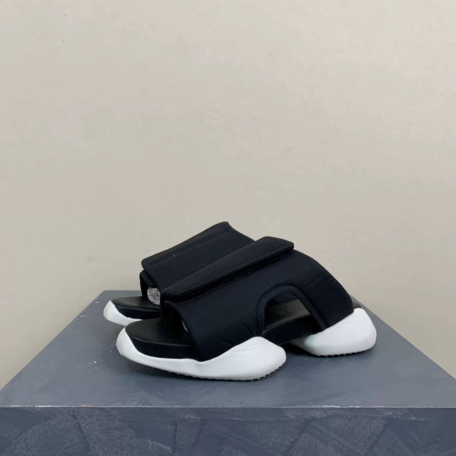 Rick Owens Rick Owens Velcro Sandals Size US 7.5 / EU 40-41 - 2 Thumbnail