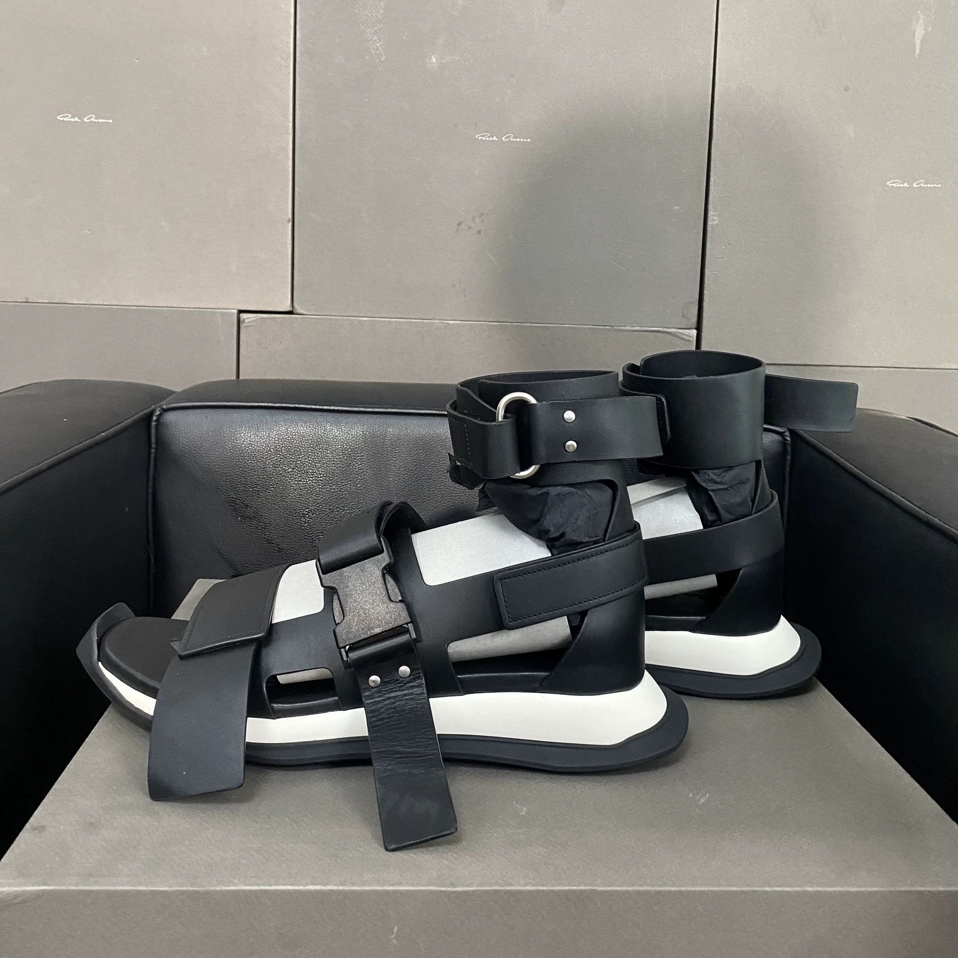 Rick Owens Rick Owens Tank Sole Sandals Size US 7 / EU 40 - 4 Thumbnail