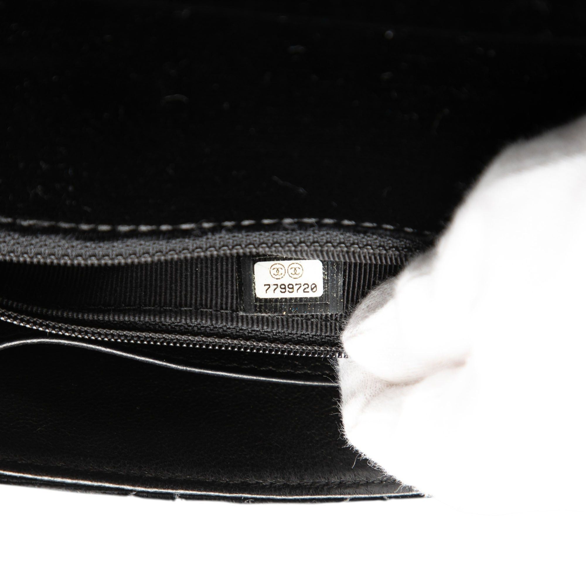 Chanel CC Quilted Velvet Chain Shoulder Bag Size ONE SIZE - 6 Thumbnail