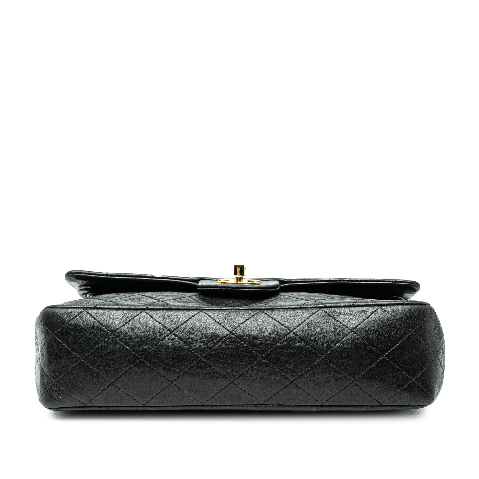 Chanel Medium Classic Lambskin Double Flap Size ONE SIZE - 3 Thumbnail