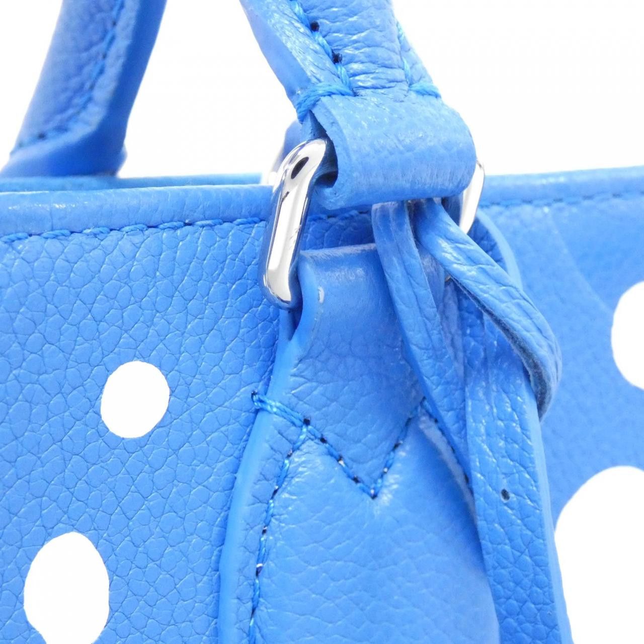Louis Vuitton Louis Vuitton Louis Vuitton OnTheGo Monogram Empreinte Tote Bag Leather Tote Bag M46424 DUTY FREE for USA Size ONE SIZE - 4 Thumbnail