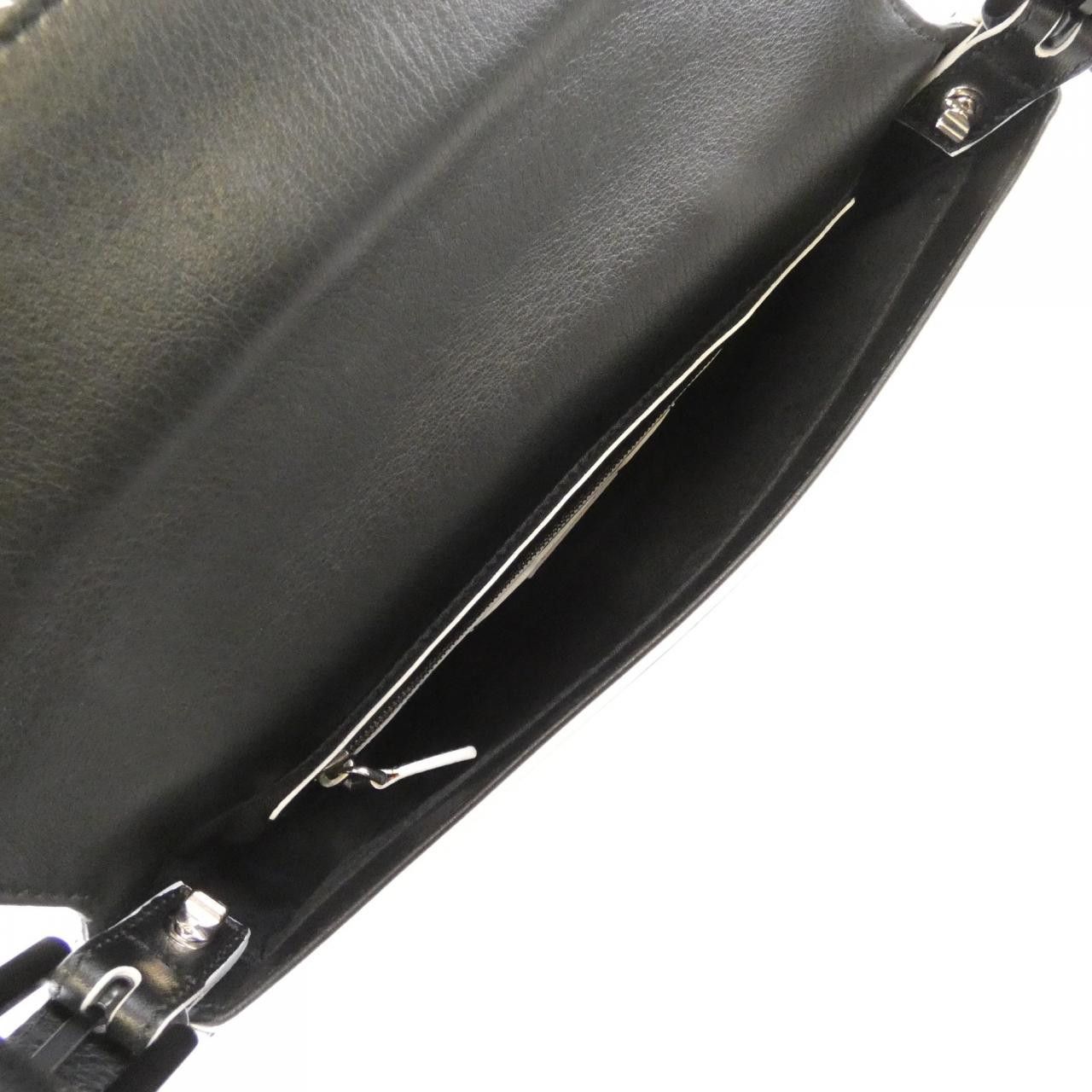 Fendi Fendi Fendi BAG BUGS Baguette Leather Shoulder Bag Leather Shoulder Bag 8BR600 41K DUTY FREE for USA Size ONE SIZE - 9 Thumbnail