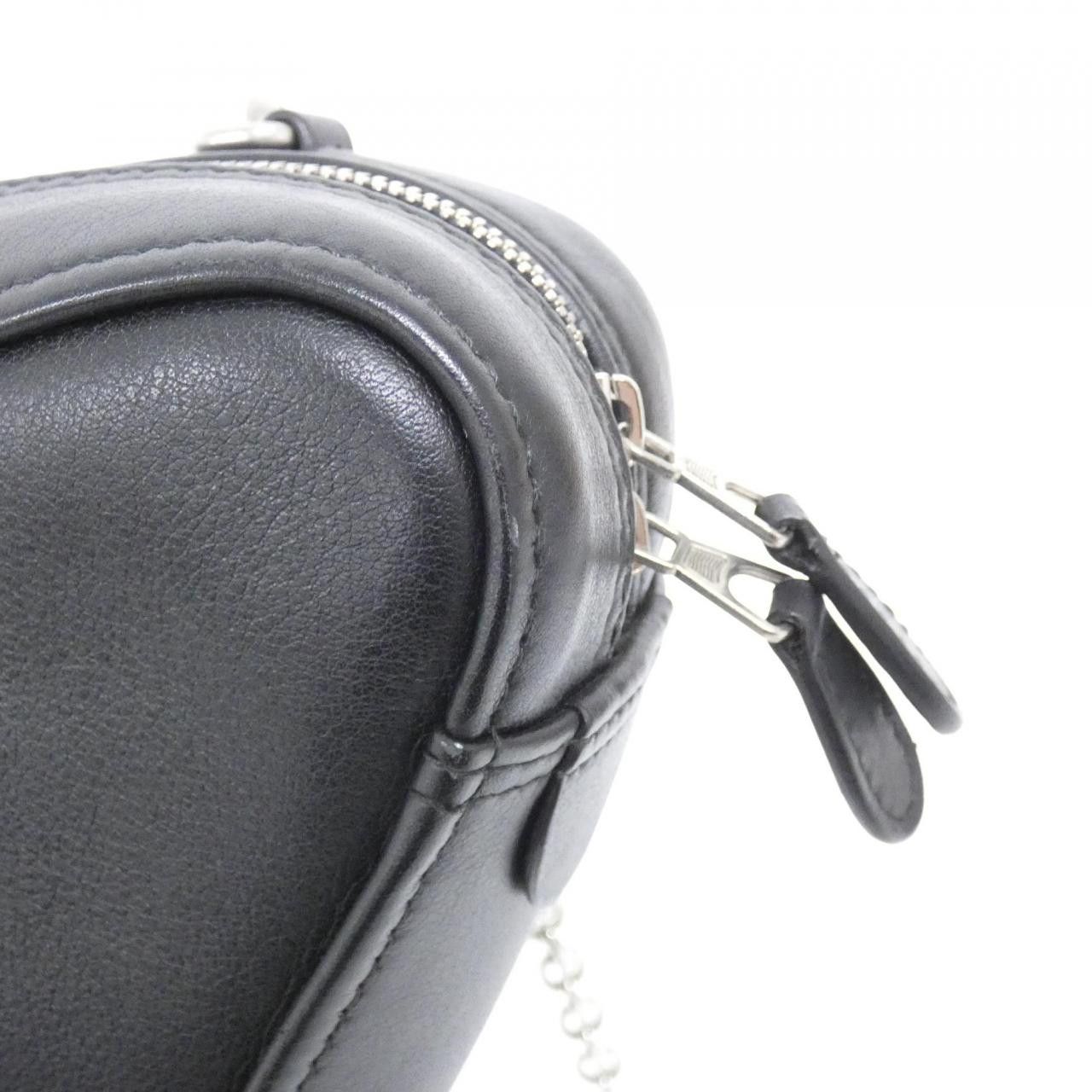 Balenciaga Balenciaga Balenciaga Triangle Chain Calfskin Shoulder Bag Leather Shoulder Bag 516666 C8K02 DUTY FREE for USA Size ONE SIZE - 4 Thumbnail
