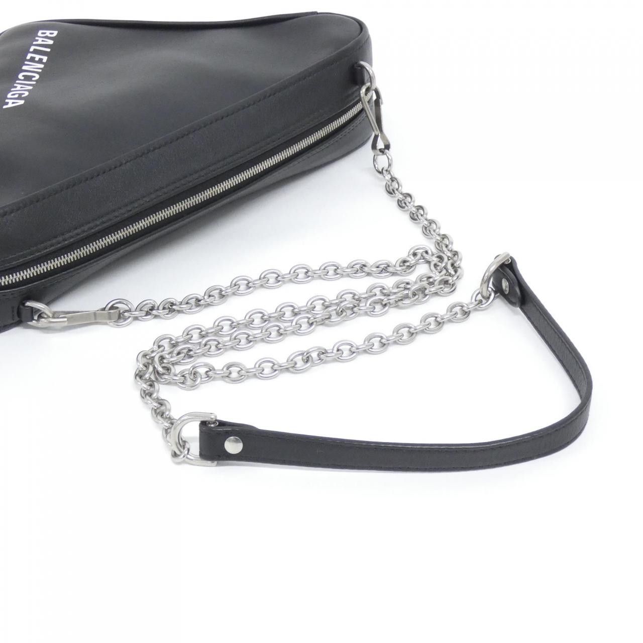 Balenciaga Balenciaga Balenciaga Triangle Chain Calfskin Shoulder Bag Leather Shoulder Bag 516666 C8K02 DUTY FREE for USA Size ONE SIZE - 5 Thumbnail