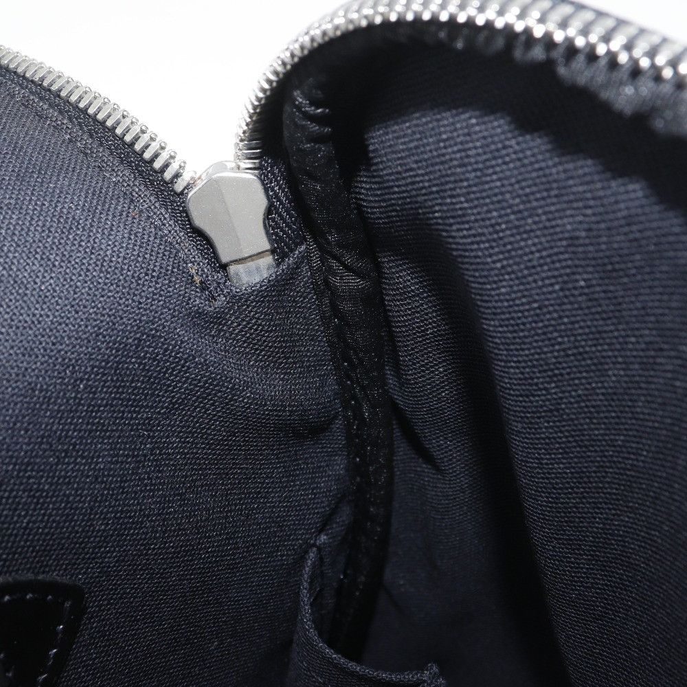 Louis Vuitton Louis Vuitton Louis Vuitton Taïmyr Taiga Nylon Shoulder Bag Textile Shoulder Bag M30862 DUTY FREE for USA Size ONE SIZE - 17 Thumbnail