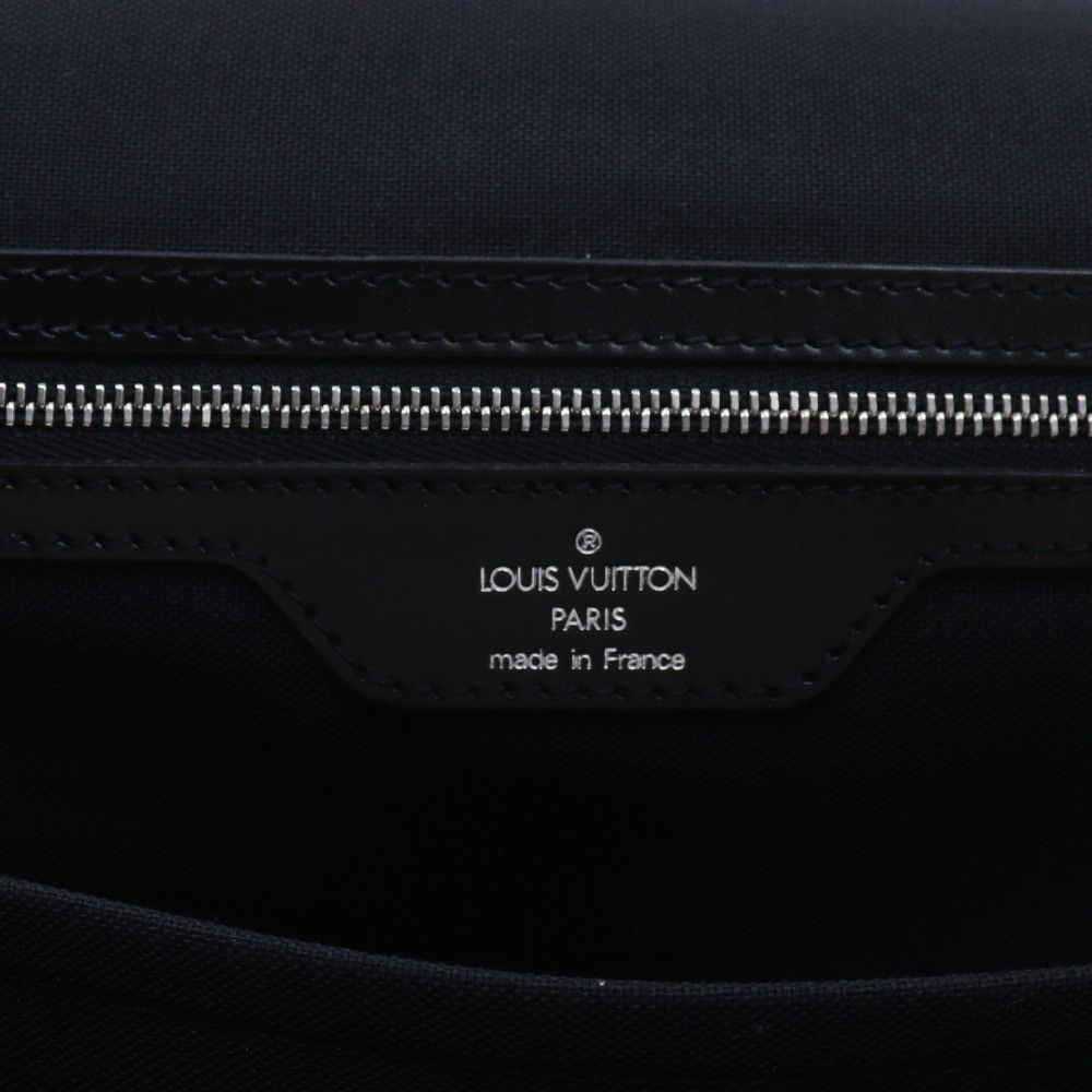 Louis Vuitton Louis Vuitton Louis Vuitton Taïmyr Taiga Nylon Shoulder Bag Textile Shoulder Bag M30862 DUTY FREE for USA Size ONE SIZE - 16 Thumbnail