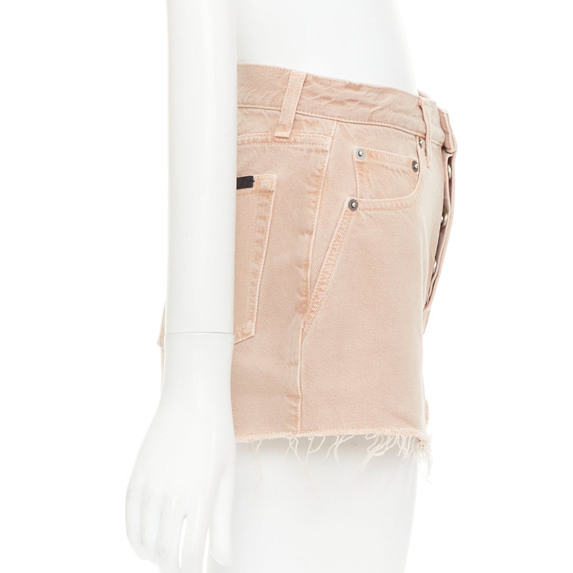 Saint Laurent Paris SAINT LAURENT 2020 dusty pink washed denim logo tag flared shorts 25" Size 27" / US 4 / IT 40 - 4 Thumbnail