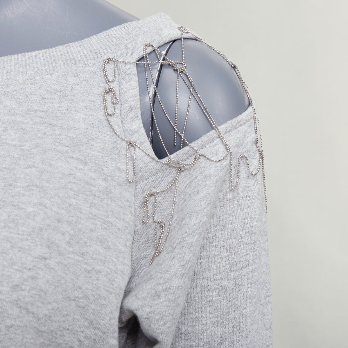 Saint Laurent Paris SAINT LAURENT 2013 Hedi Slimane grey cotton silver chain cold shoulder sweater XS Size S / US 4 / IT 40 - 2 Thumbnail