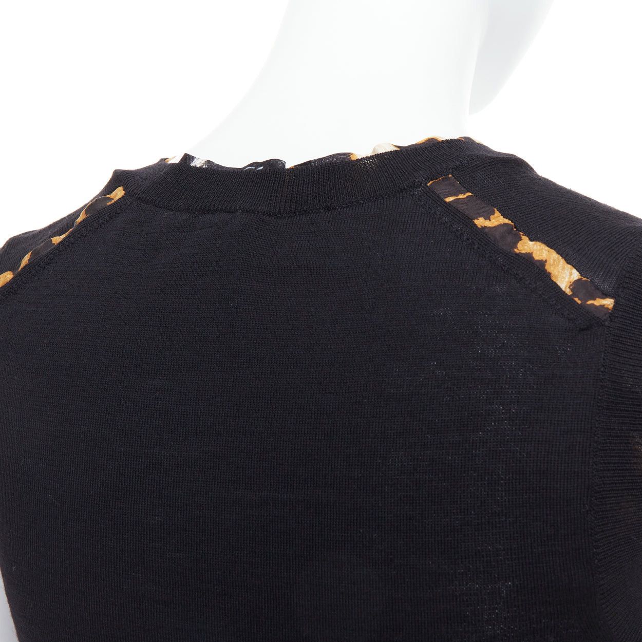Saint Laurent Paris YVES SAINT LAURENT black virgin wool leopard silk trim sweater vest S Size S / US 4 / IT 40 - 7 Thumbnail