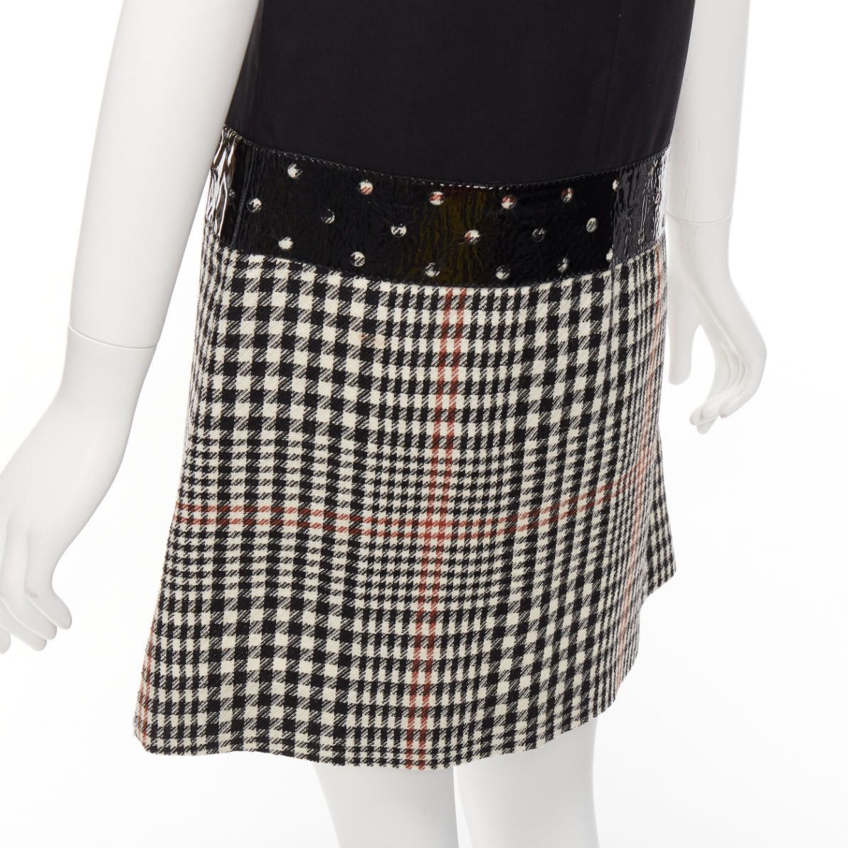 Saint Laurent Paris YVES SAINT LAURENT 2011 Runway wool black houndstooth fit flare dress FR36 S Size S / US 4 / IT 40 - 7 Thumbnail